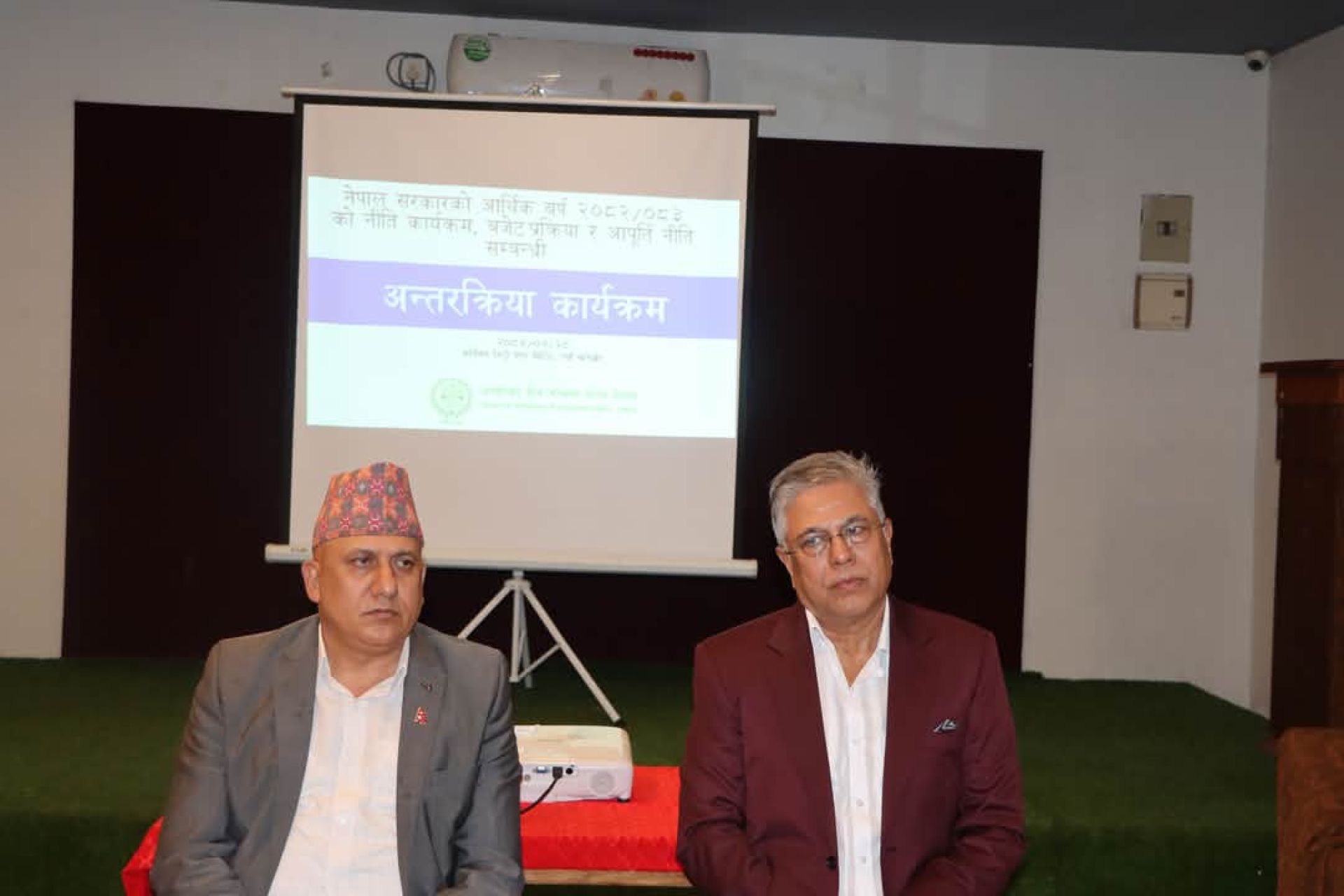 राजनीतिज्ञ भन्दा उपभोक्तालाई खुसी पार्ने बजेट आएको छ: उपाध्यक्ष अधिकारी