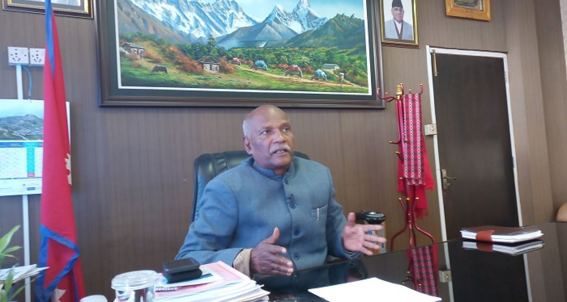 ‘धारामा पानी होइन, आँगनमा शुल्कको बिल छिटो पुग्छ, मेलम्चीको विकल्प खोज्नुपर्छ ’