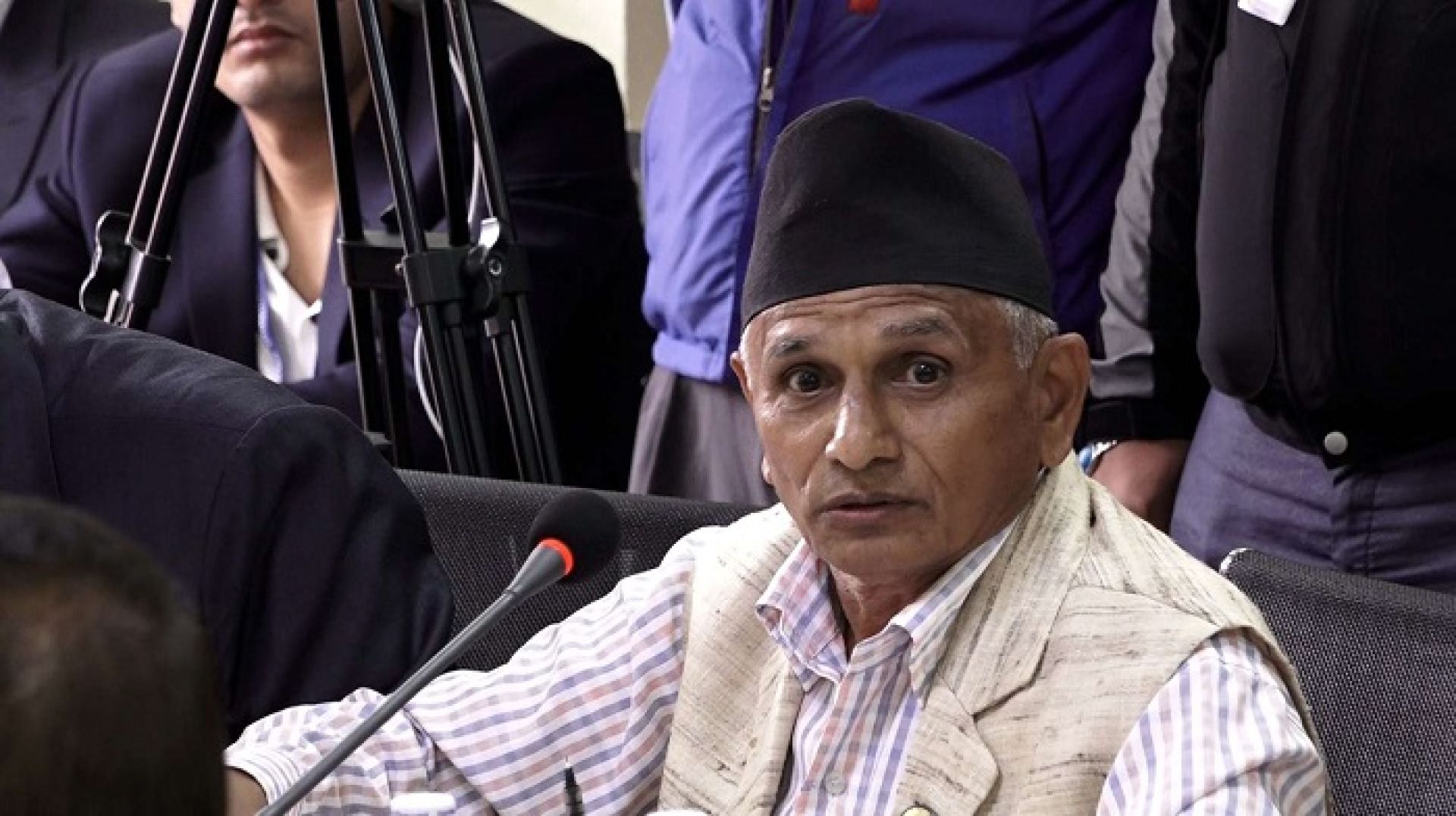 निजामती सेवासम्बन्धी विधेयकको कुलिङको विषयमा त्रुटी होईन षड्यन्त्र भयो: हितराज पाण्डे