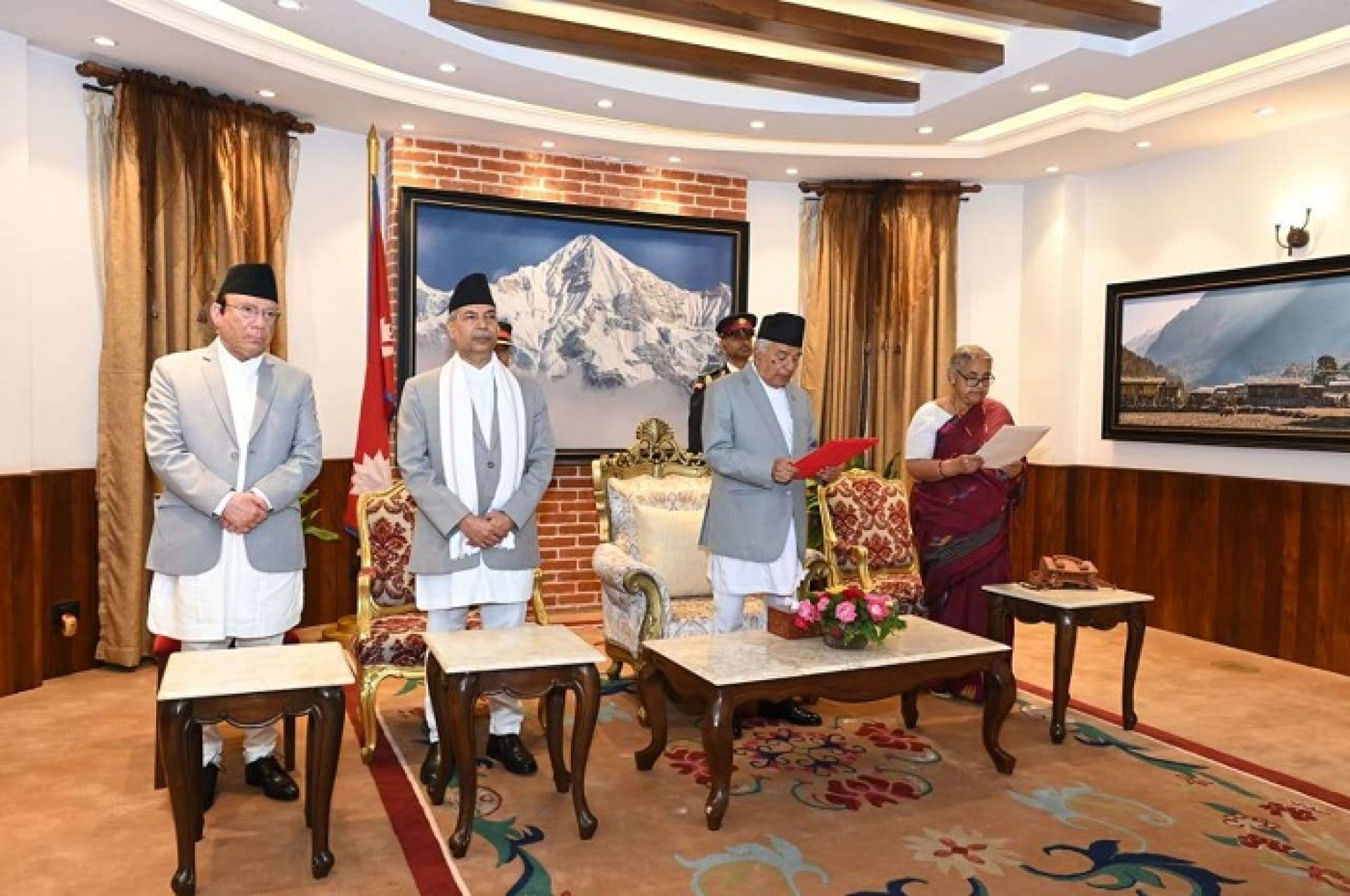 आज मन्त्रिपरिषद् विस्तार हुँदै 