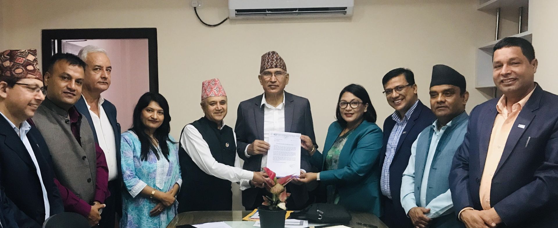 सहकारीको आयकरलाई पूर्ववत दर कायम गर्ने अर्थमन्त्रीको प्रतिबद्धता