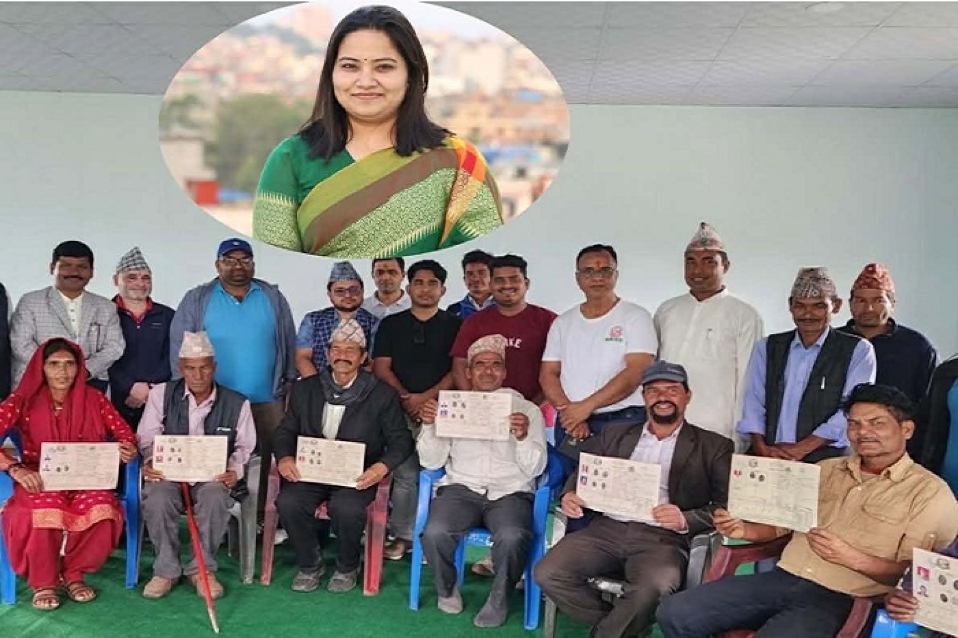 डढेलधुराको अजयमेरुमा लालपुर्जा वितरण, ७ अव्यवस्थित परिवार बने जग्गाधनी