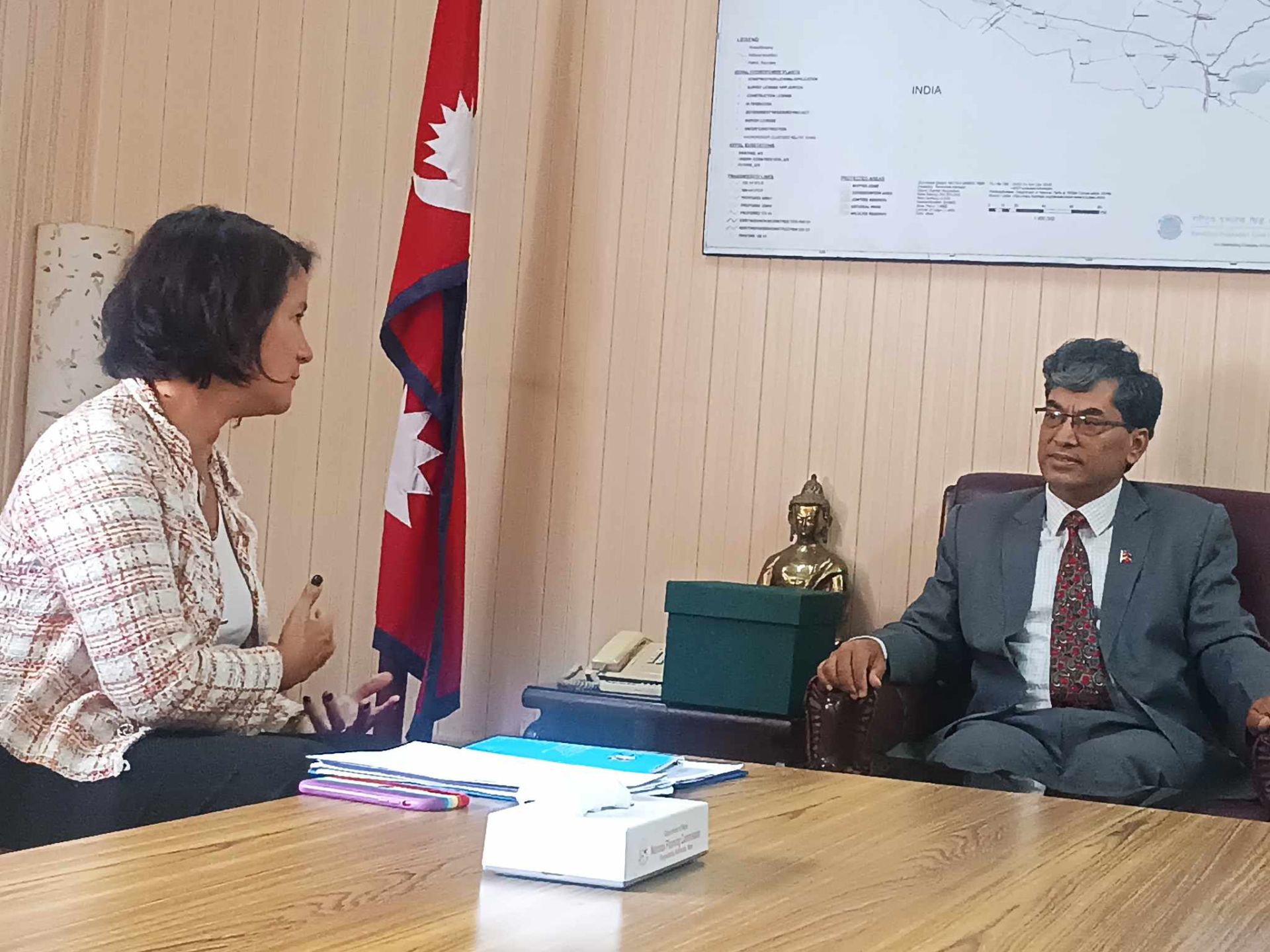 आयोग उपाध्यक्ष श्रेष्ठसँग ईयू राजदूतले गरिन् बिदाइ भेट 