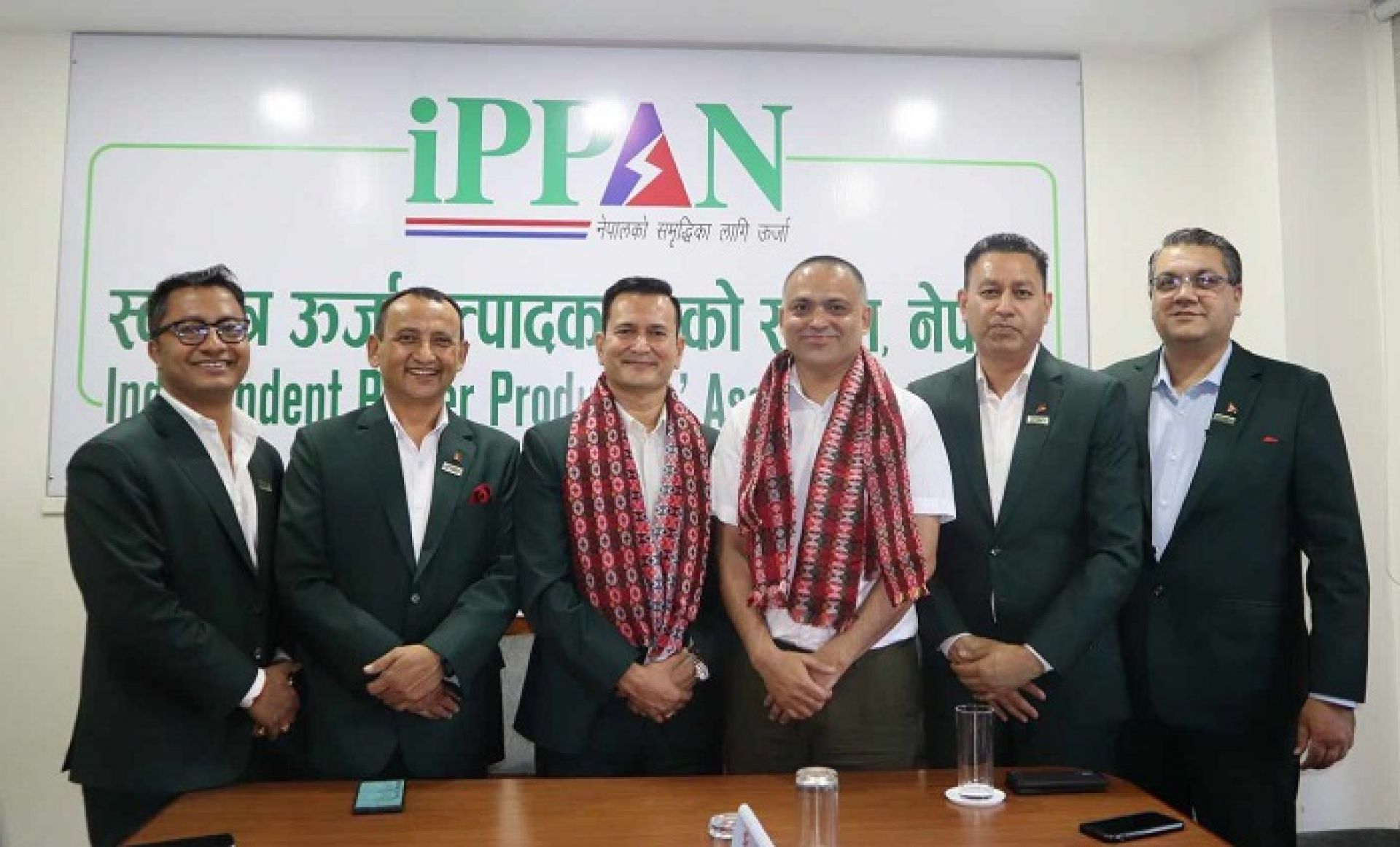 प्रधानमन्त्रीसँगै इप्पानको टोली चीन भ्रमणमा, उर्जामा चिनियाँ लगानीदेखि विद्युत व्यापारमा जोड 