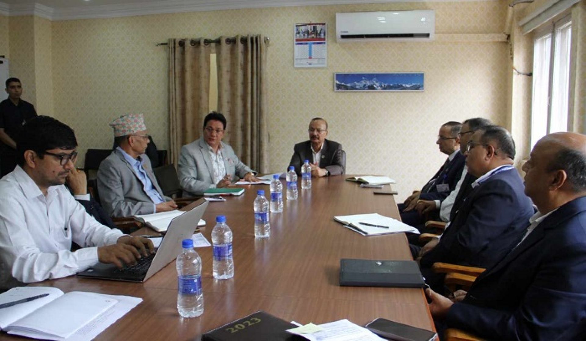 लगानीको वातावरण बनाउन सरकार कटिबद्द छः मन्त्री रिजाल 