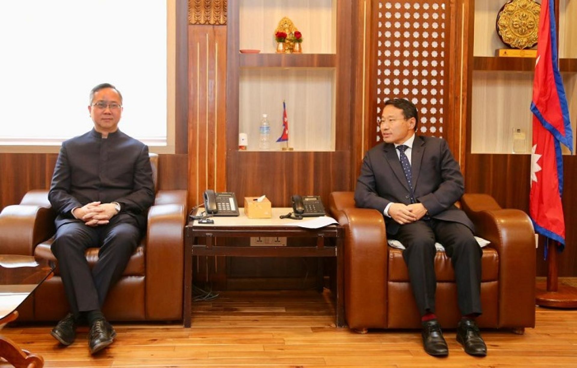 अर्थमन्त्री पुनद्वारा चिनियाँ राजदूतसँग भेट, सात विकास आयोजनामा तीव्रता दिन जोड 