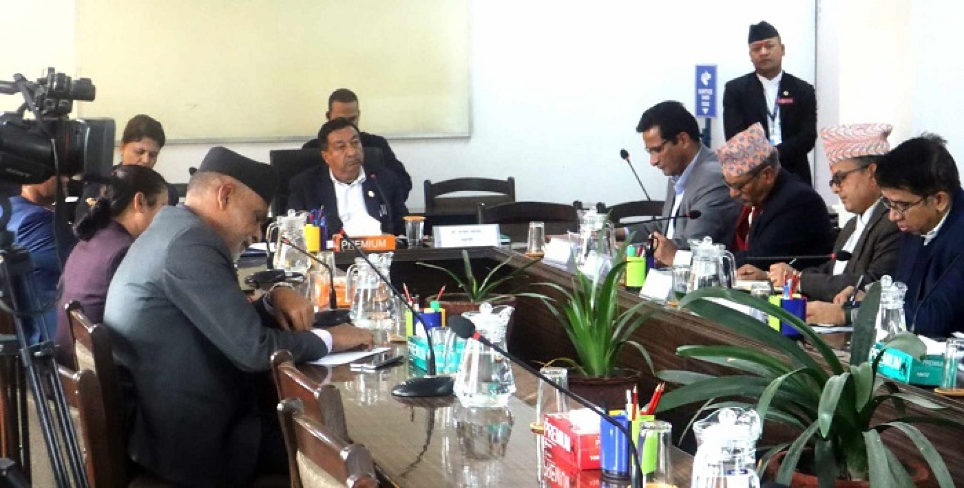 बाढी प्रभावित आयोजनाले १० महिनासम्म राहत नपाएपछि संसदको अर्थ समितिमा छलफल