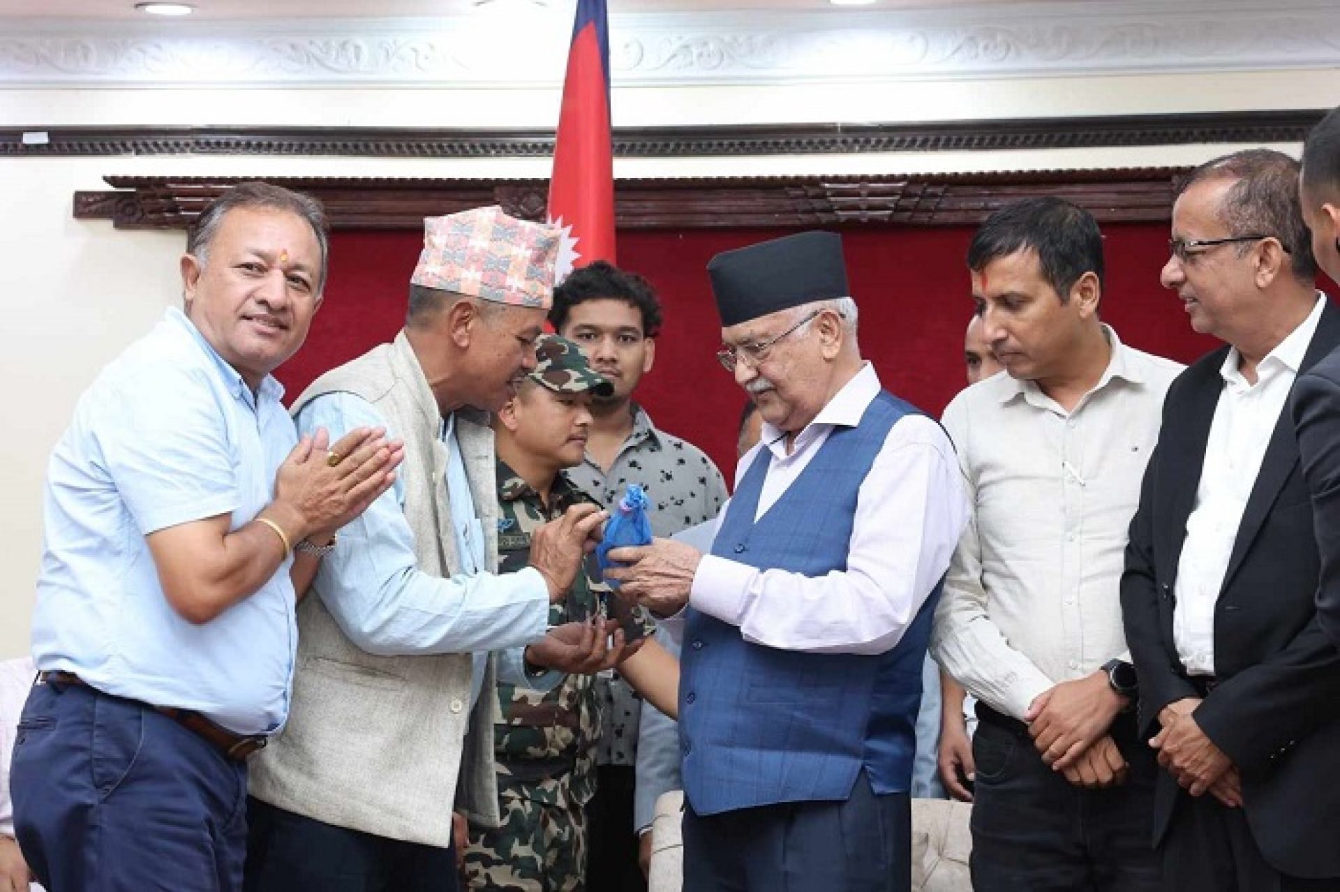 चार अर्ब डुब्ने अबस्थामा पुगेको भन्दै क्रसर उद्योग महासङ्घद्वारा प्रधानमन्त्रीको ध्यानाकर्षण