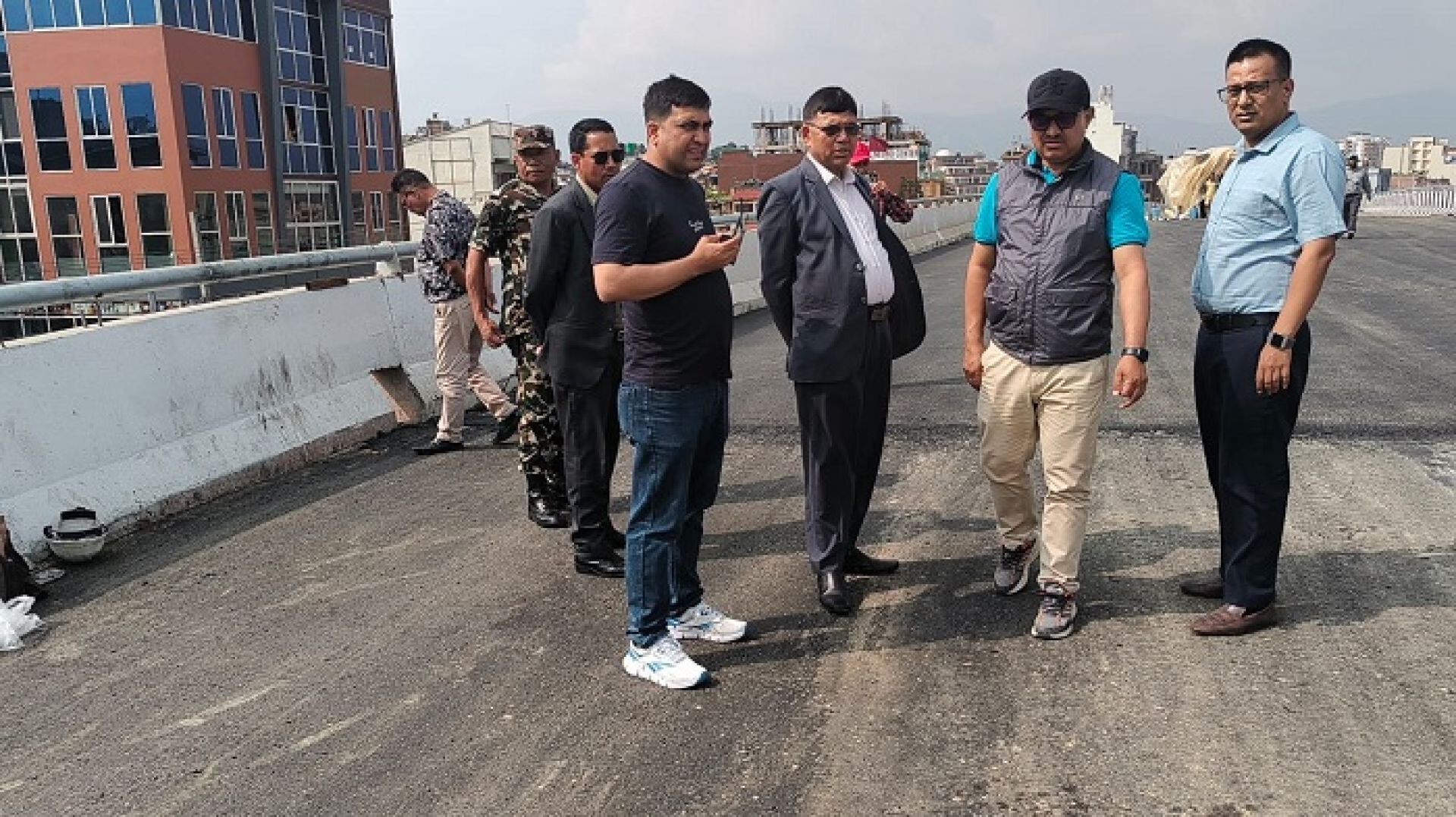 चार दिनपछि फ्लाइओभरबाटै गाडी चल्ने