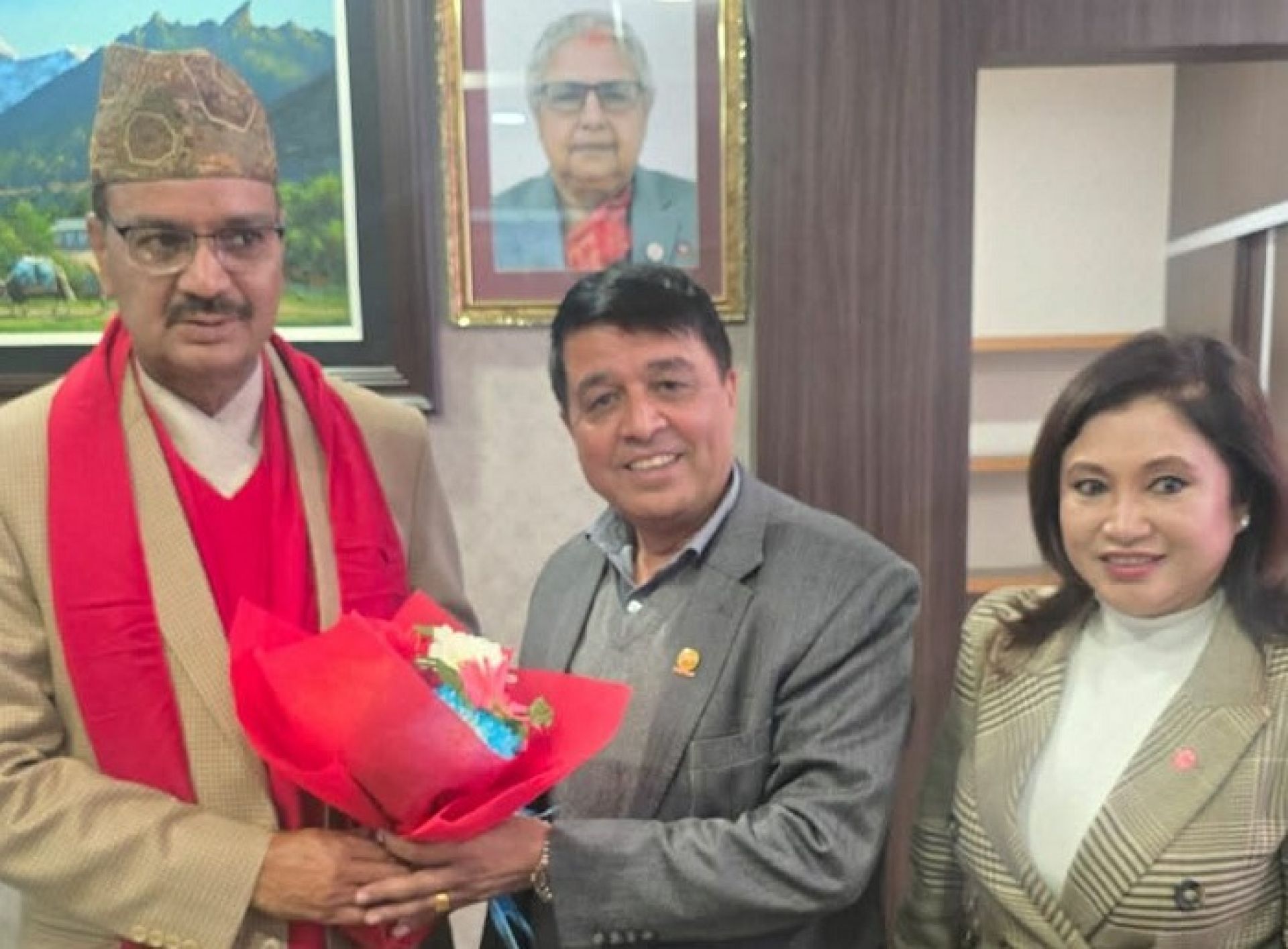 ‘३६ प्रतिशतसम्मको चर्को ब्याजबाट श्रमिकलाई बचाउन बैंकिङ समन्वयको आवश्यकता छ’ 