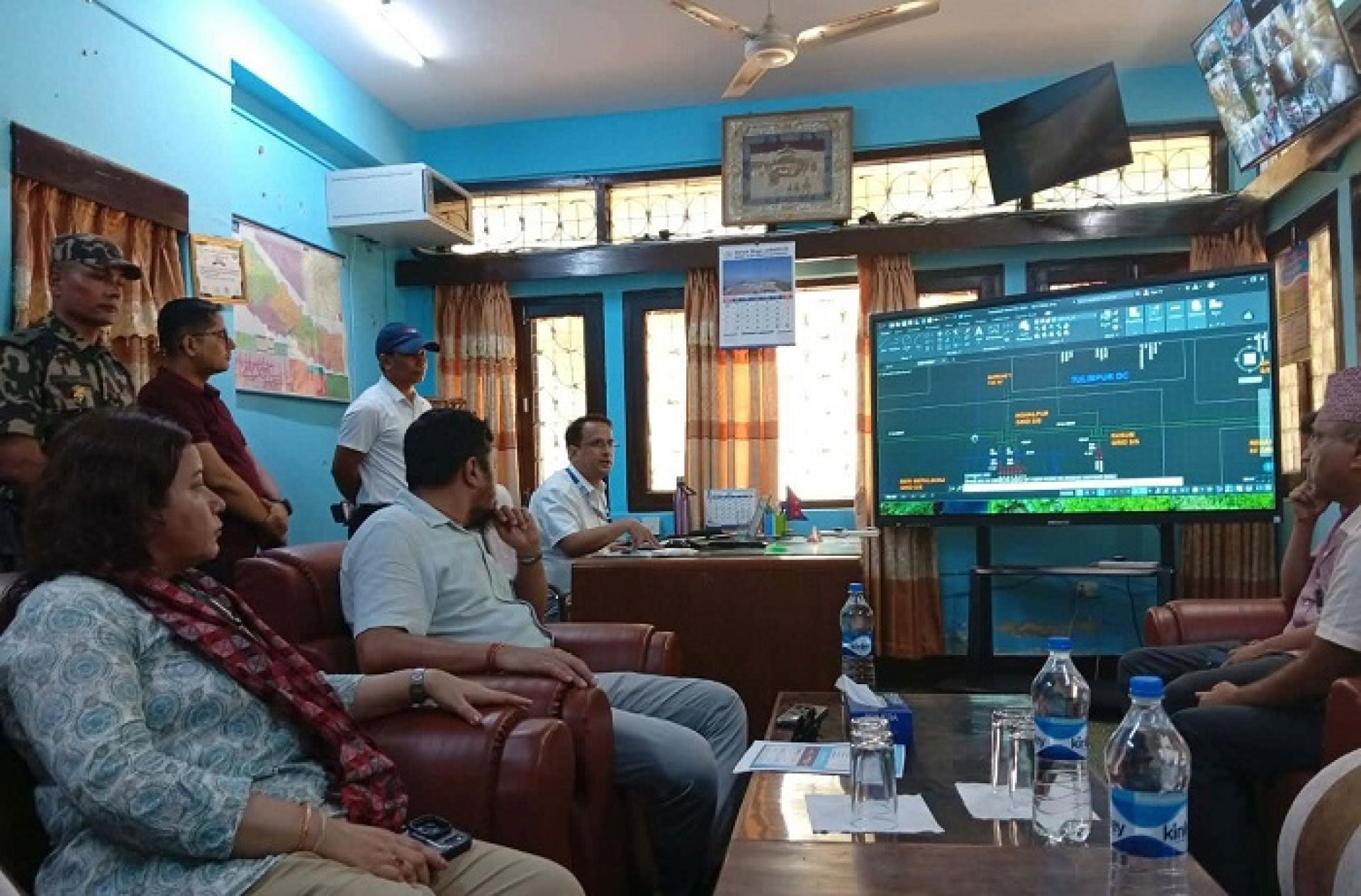 फिल्डमै बसेर नेपालगञ्ज र सुर्खेत क्षेत्रको विद्युत समस्याको समाधान खोजी 