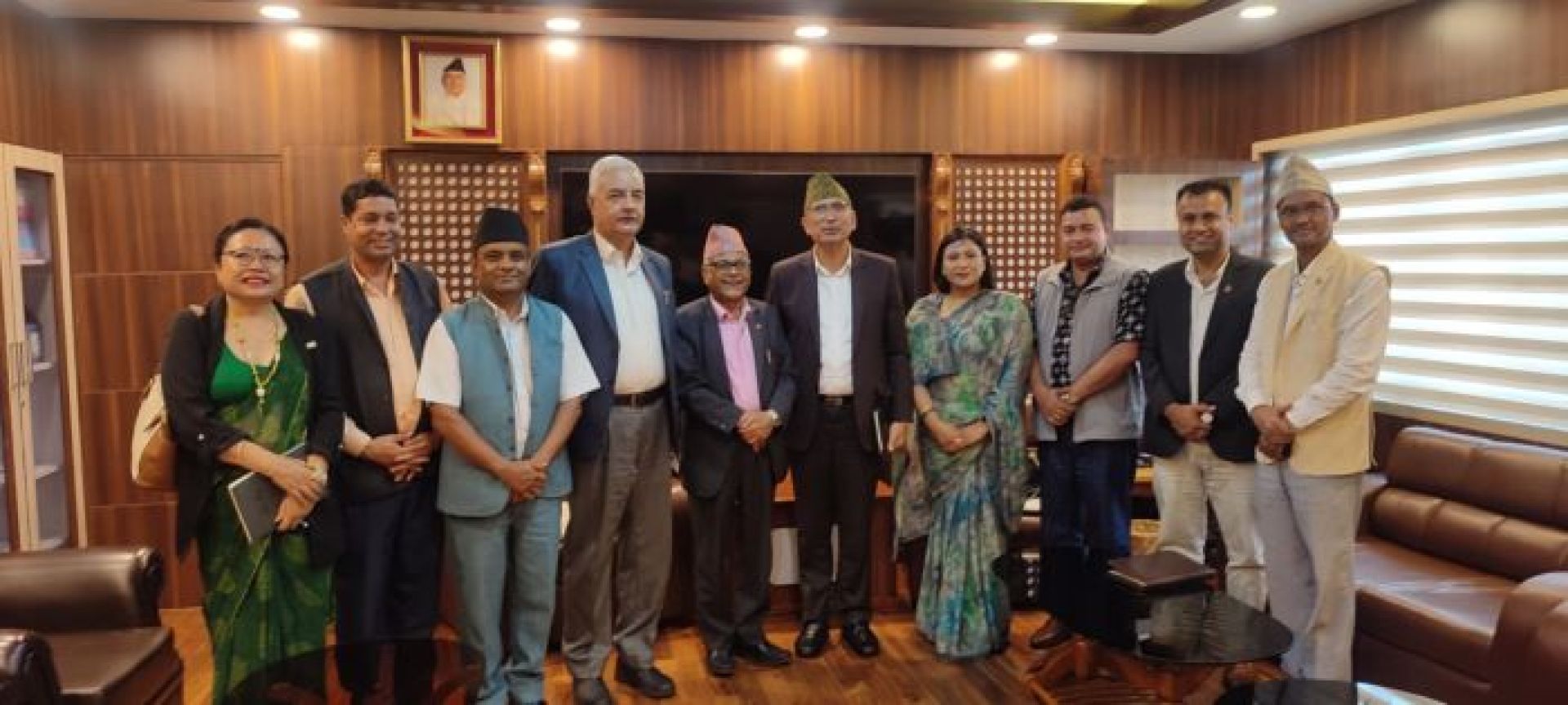 सहकारीलाई समस्याबाट बाहिर निकाल्ने सरकारको दृष्टिकोण छः अर्थमन्त्री 