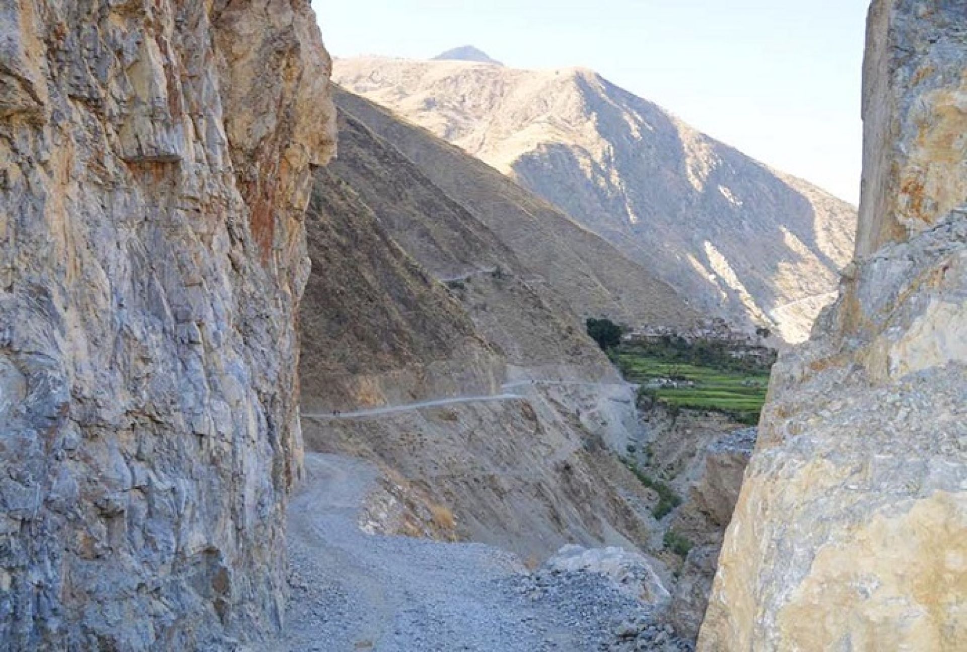 कर्णाली र भेरी करिडोरलाई राष्ट्रिय गौरवको आयोजनामा राख्न अर्थमन्त्रीलाई मूख्यमन्त्रीको आग्रह 