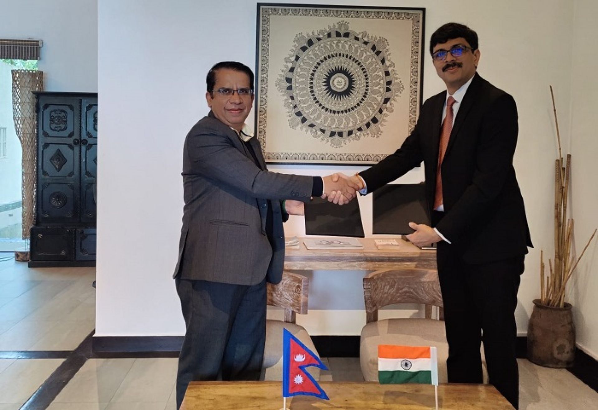 नेपाल–भारत ऊर्जा सचिवस्तरीय बैठकमा आठ निर्णय, बंगलादेशमा पनि बिजुली निर्यात गरिने  