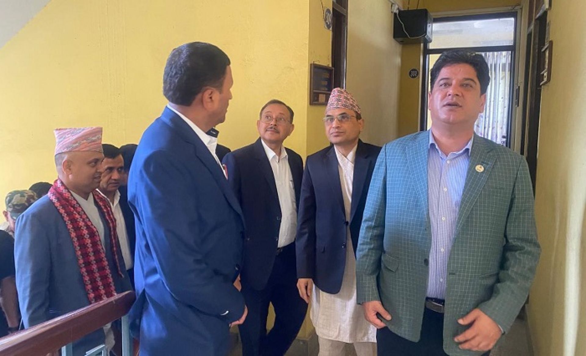 खाद्यका कर्मचारीलाई मन्त्री भण्डारीको निर्देशनः काम गर्ने नियत नहुनेले मार्गप्रशस्त गरिदिनुस्
