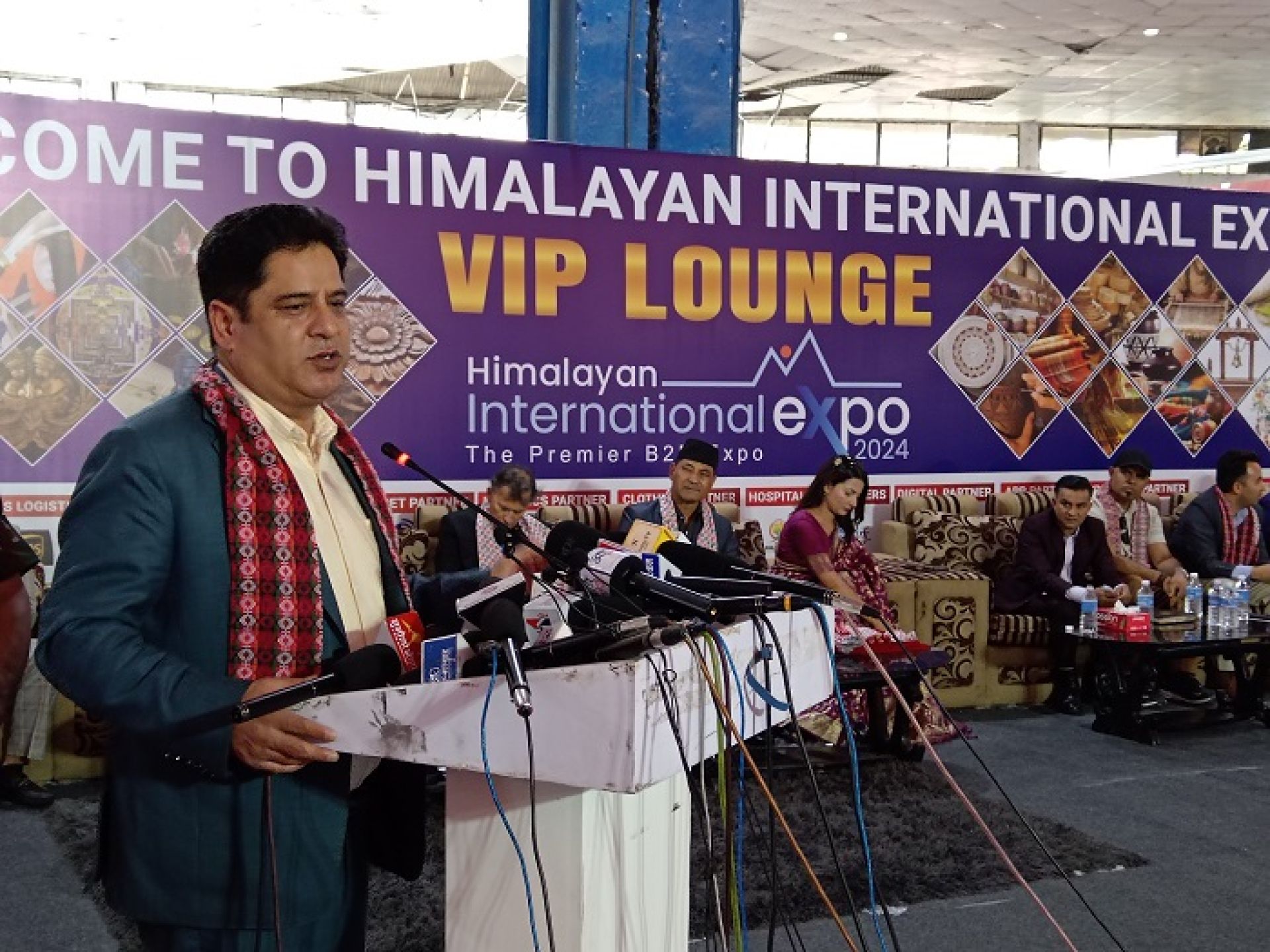 कृषकले उत्पादन गरेका वस्तुकाे सरकारले बजारीकरण गर्छः मन्त्री भण्डारी