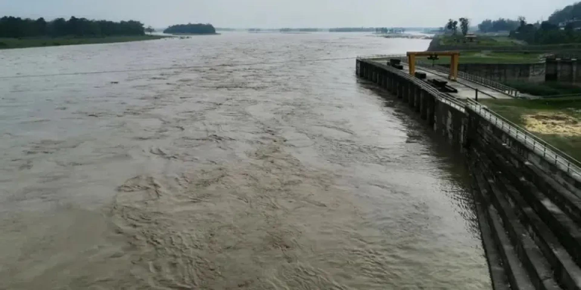 पानीको बहाव बढेसँगै नदी तटीय क्षेत्रमा उच्च सतर्कता अपनाउन अनुरोध