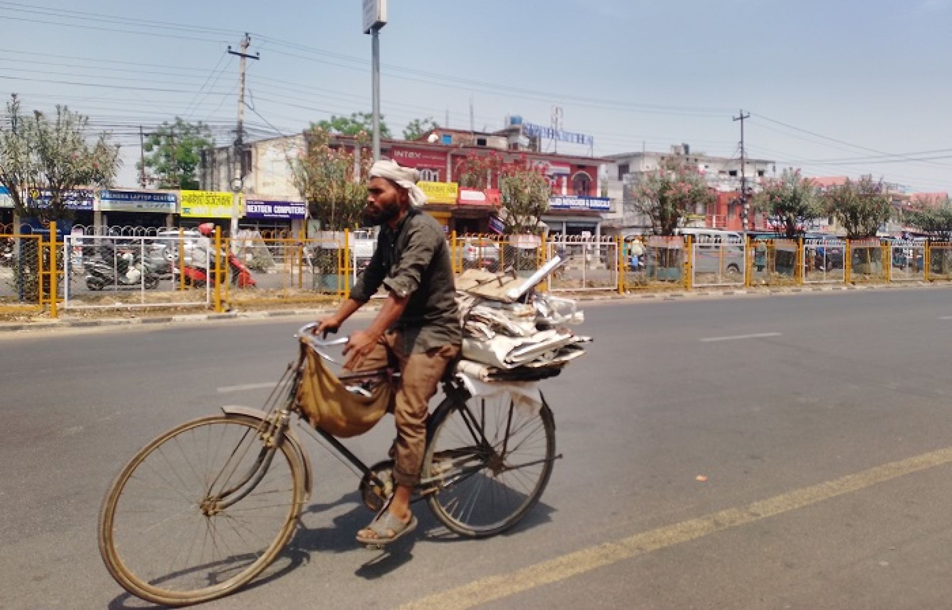 कबाडमा कर छली: अवैध निकासीले स्वेदशी उद्योग संकटमा, सरकारलाई राजस्व घाटा