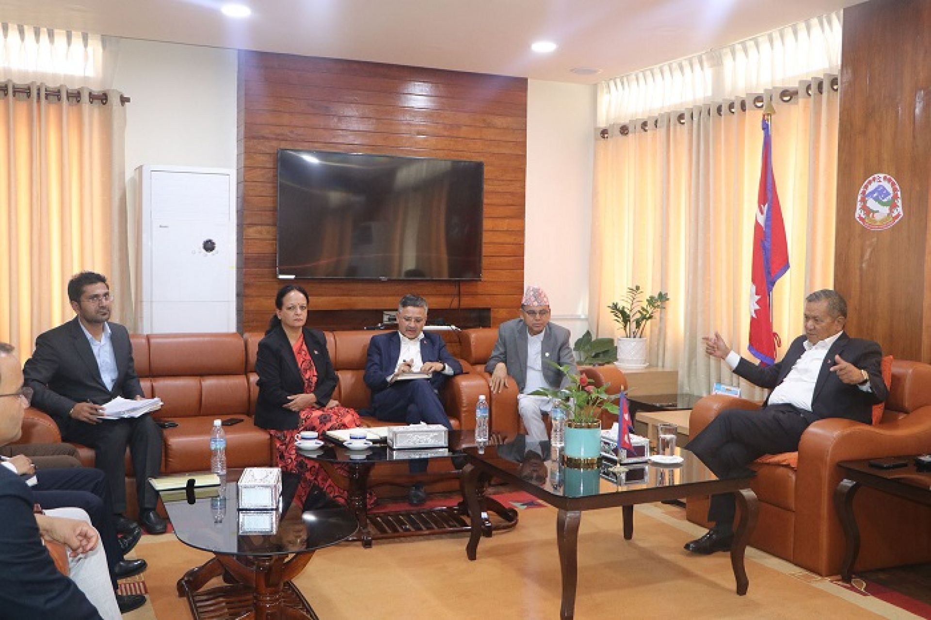 सवारीसाधनको करिब ३० लाख लाइसेन्स छपाइको तयारी गर्दै सञ्चार मन्त्रालय