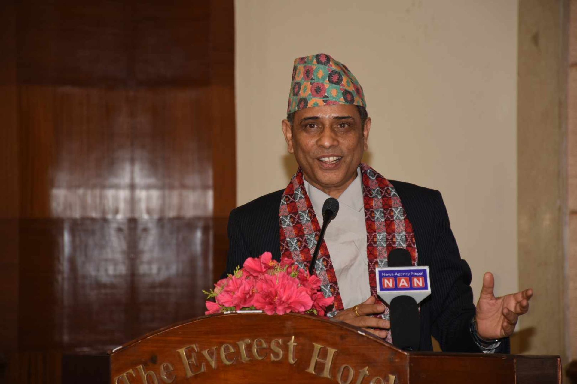 ऋण तिर्नु आउनुहोस् भन्ने विज्ञापनले दु:ख लाग्छ: अर्थसचिव