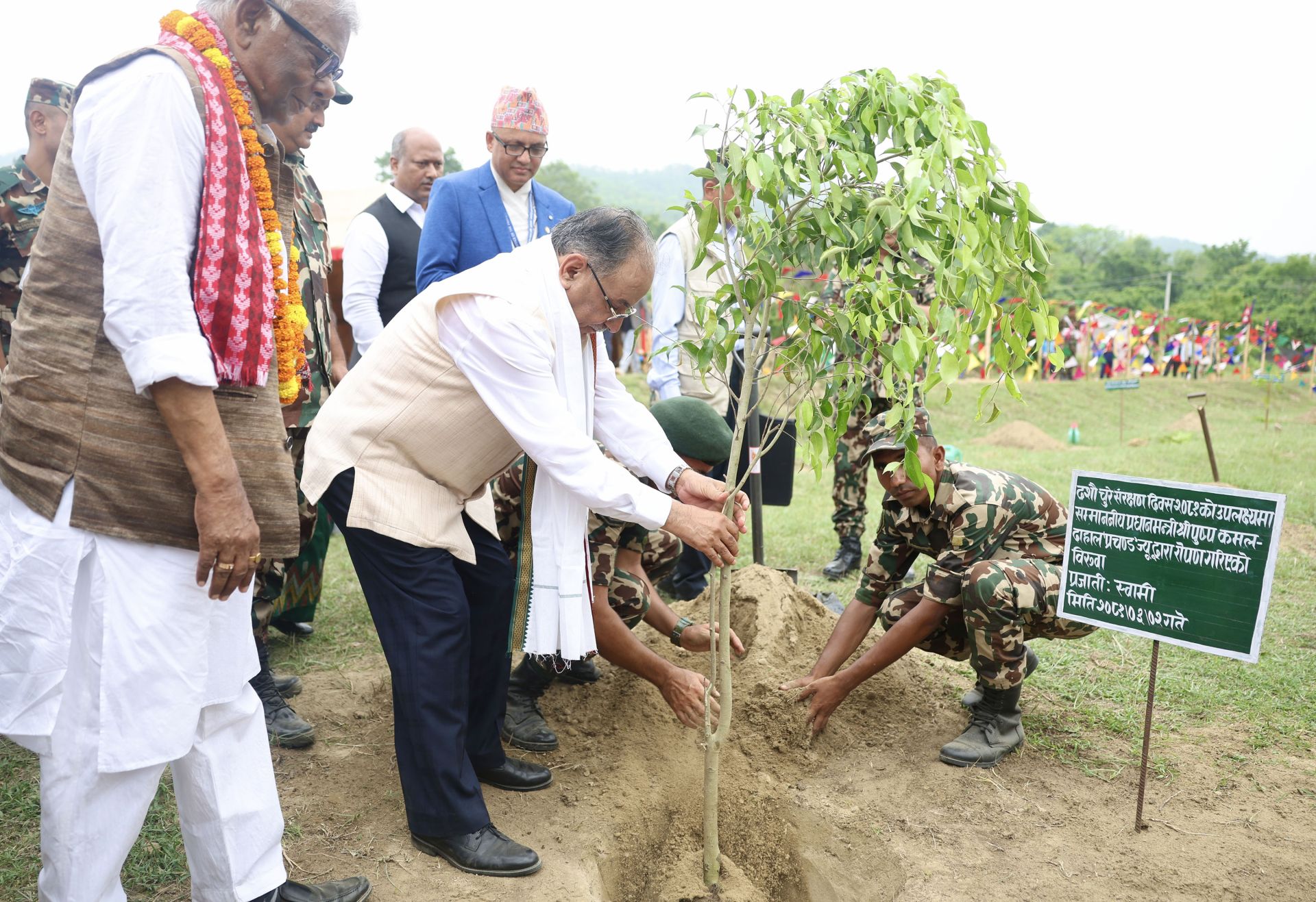 चुरे संरक्षणमा तीनै तहका सरकार, स्थानीय र सरोकारवाला सबैको सहकार्य अपरिहार्यः प्रधानमन्त्री