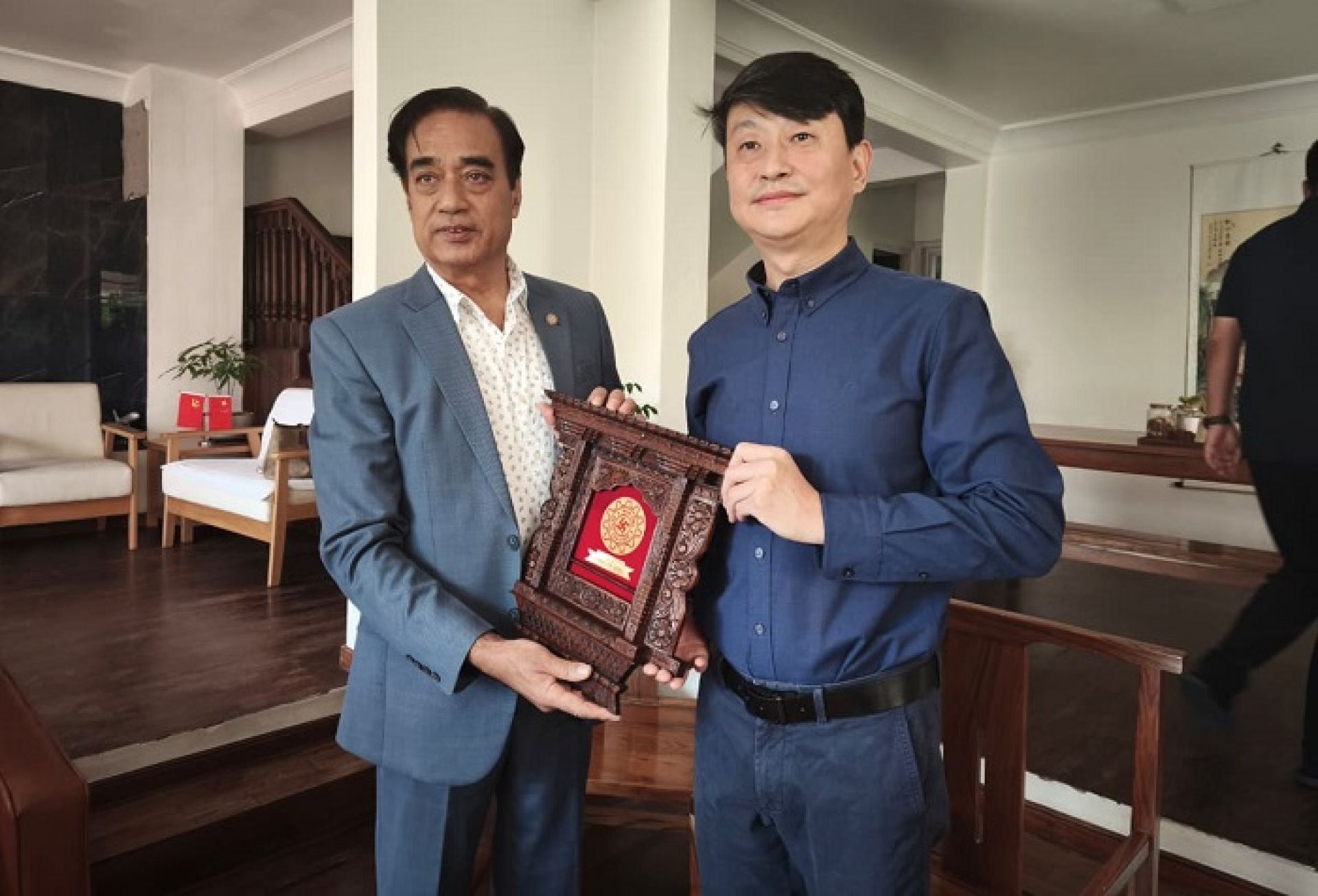 लगानी, प्रविधि र पर्यटन क्षेत्रमा सहकार्य गर्न चिनियाँ व्यवसायीलाई मल्लको आग्रह 
