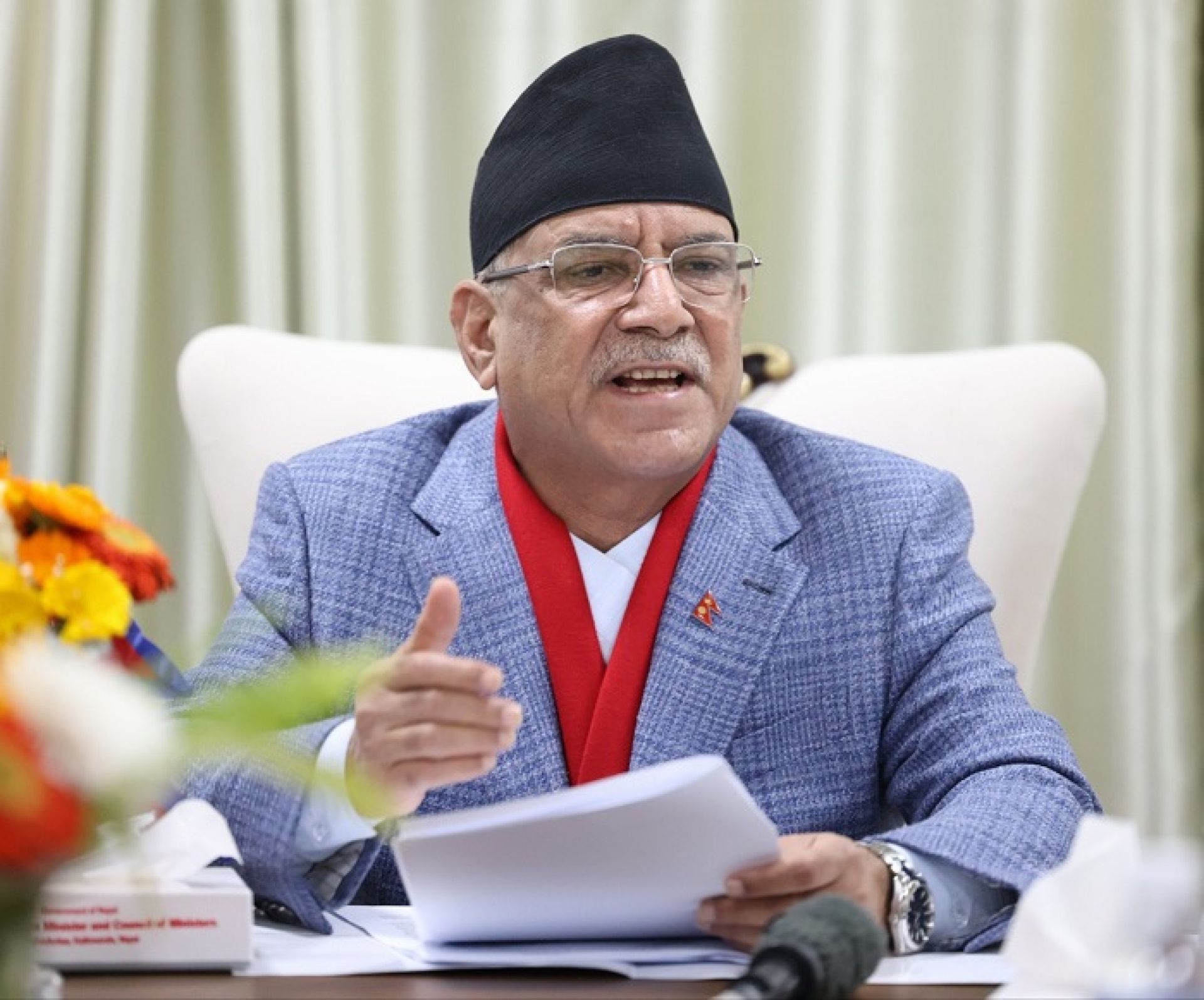 श्रमिकलाई आर्थिक बोझ थपिने निर्णय कार्यान्वयन नगर्न प्रधानमन्त्रीको निर्देशन