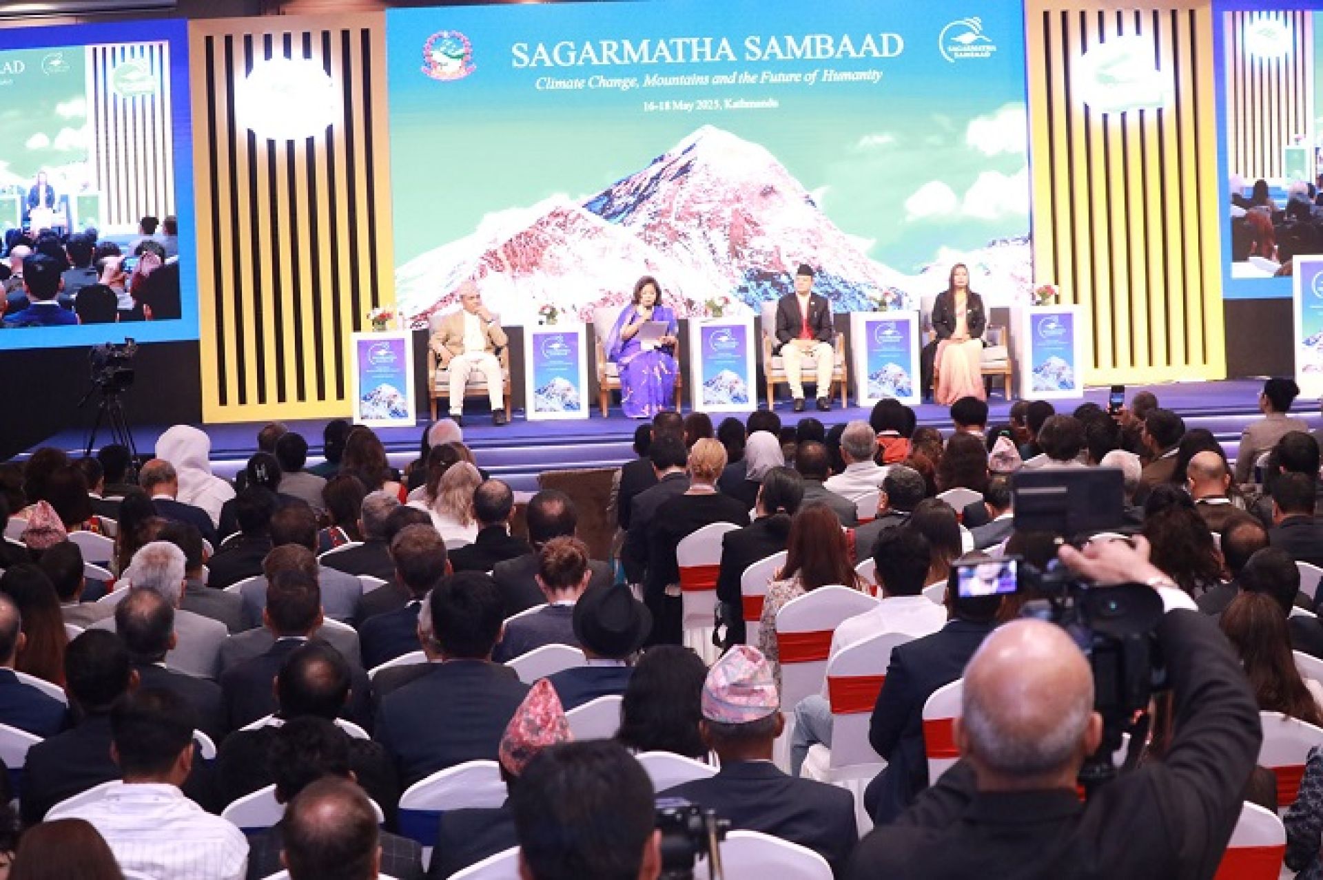 २५ बुँदे ‘सगरमाथा कार्य आह्वान’ जारी गर्दै सकियो सगरमाथा संवाद