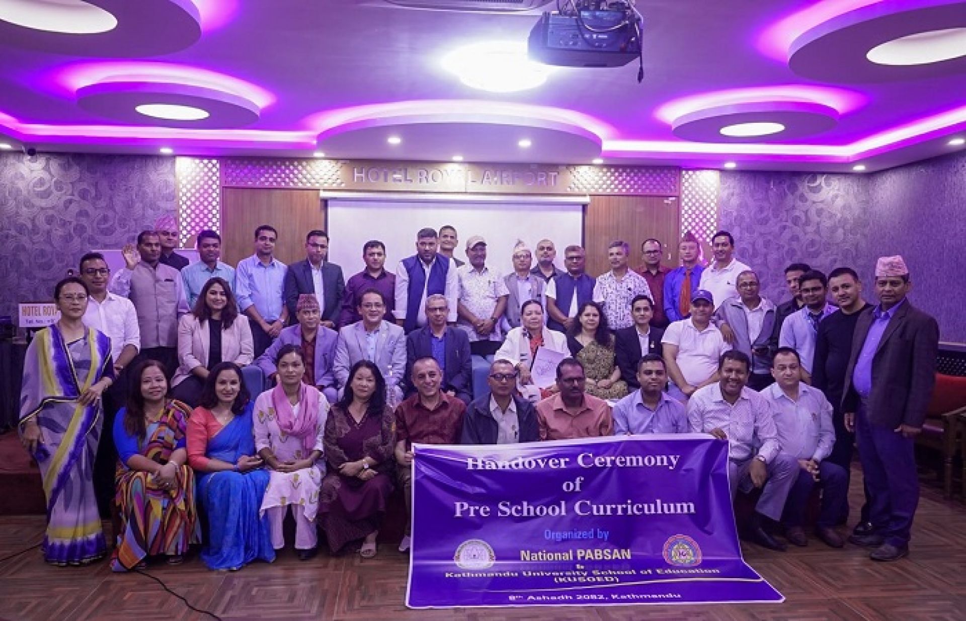 देशभरका प्रि-स्कुलमा एकरूपता ल्याउन नेसनल प्याबसन र काठमाडौँ विश्वविद्यालयको पाठ्यक्रम हस्तान्तरण