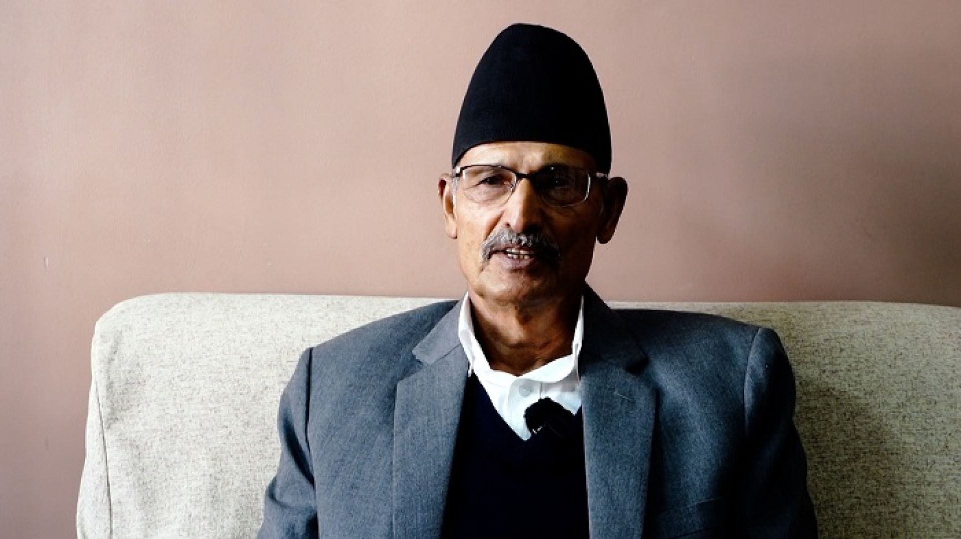 संविधान हाल कोमामा छ, नयाँ जनादेश उत्तम विकल्प होः अग्नि सापकोटा
