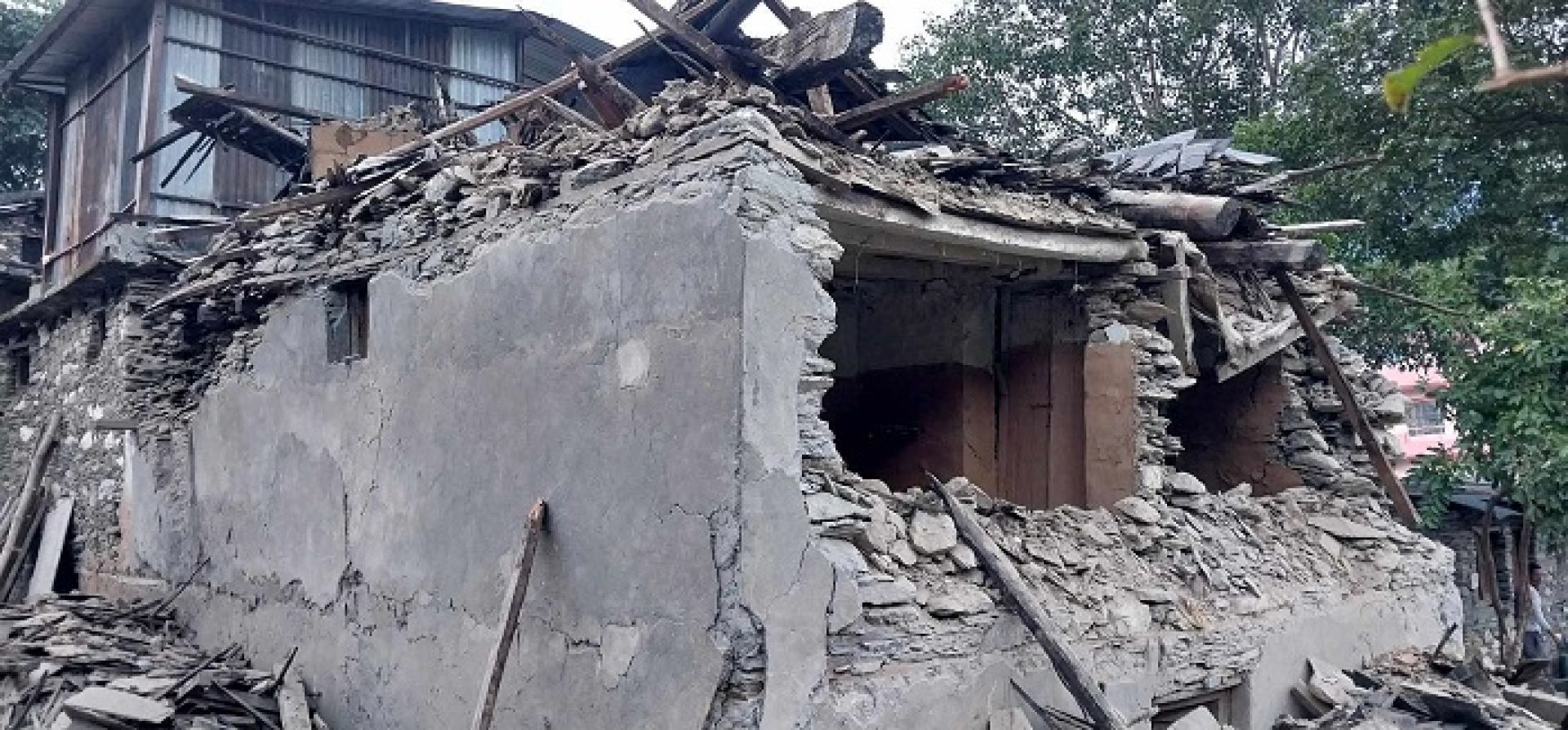 बझाङ भूकम्प अपडेटः एक जनाको मृत्यु, १३५ घर भत्किए