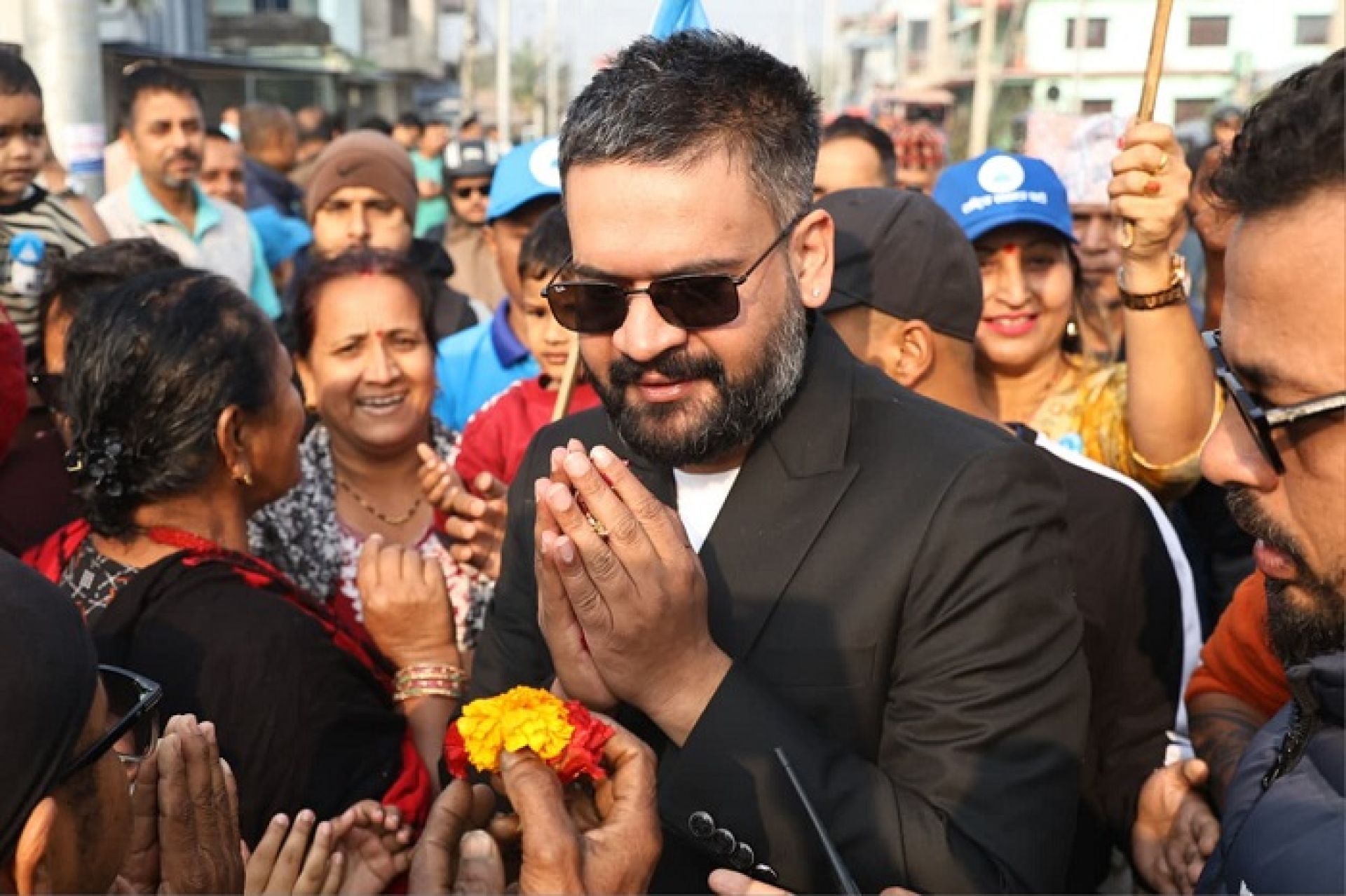 बालेनले भने- ‘नारी जननी, अभिभावक अनि साथी’