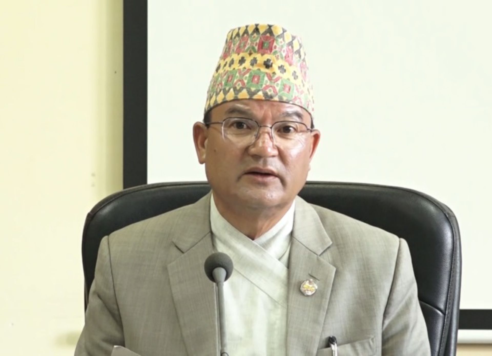 ‘शङ्खरापुरको जडीबुटी प्रशोधन केन्द्र पुनःस्थापनाका लागि बजेट व्यवस्था गरिन्छ’