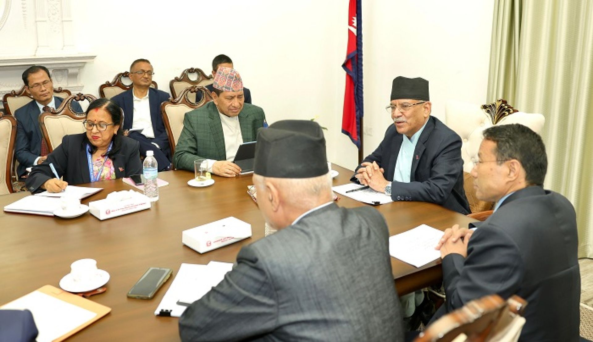 विदेशमा रहेका नेपालीको हितरक्षाका लागि नेपाली नियोगको क्षमता अभिवृद्धि गर्नुपर्छः प्रधानमन्त्री