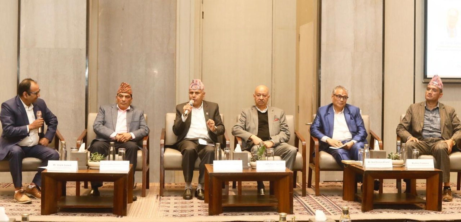 पेट्रोलमा इथानोल मिश्रणको बाटो खुल्योः वार्षिक ६ अर्ब जोगिने, उखु किसान र चिनी उद्योगलाई राहत