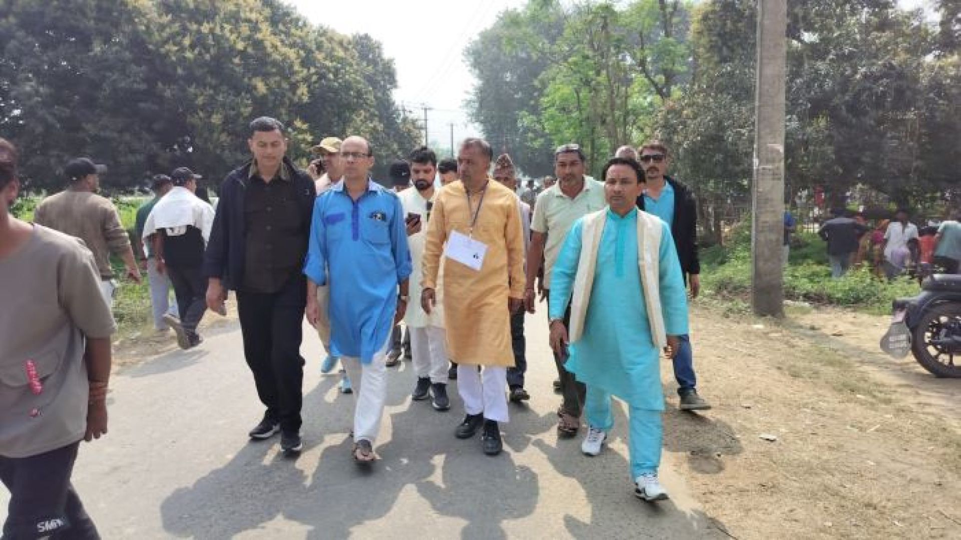 सर्लाही पुगे गगन, मतदान केन्द्रको गरे निरीक्षण