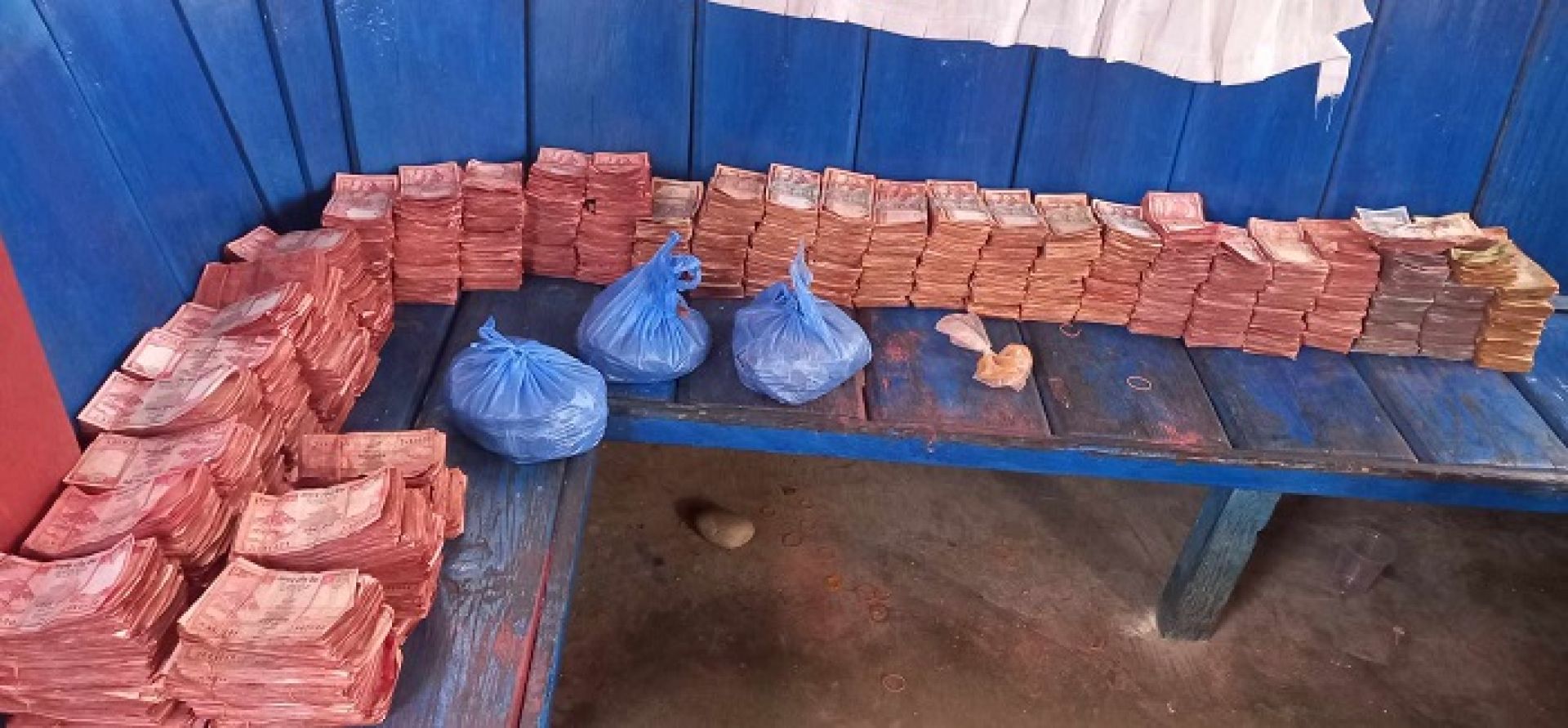 गोसाइँकुण्डमा तीनलाख भेटी संकलन 