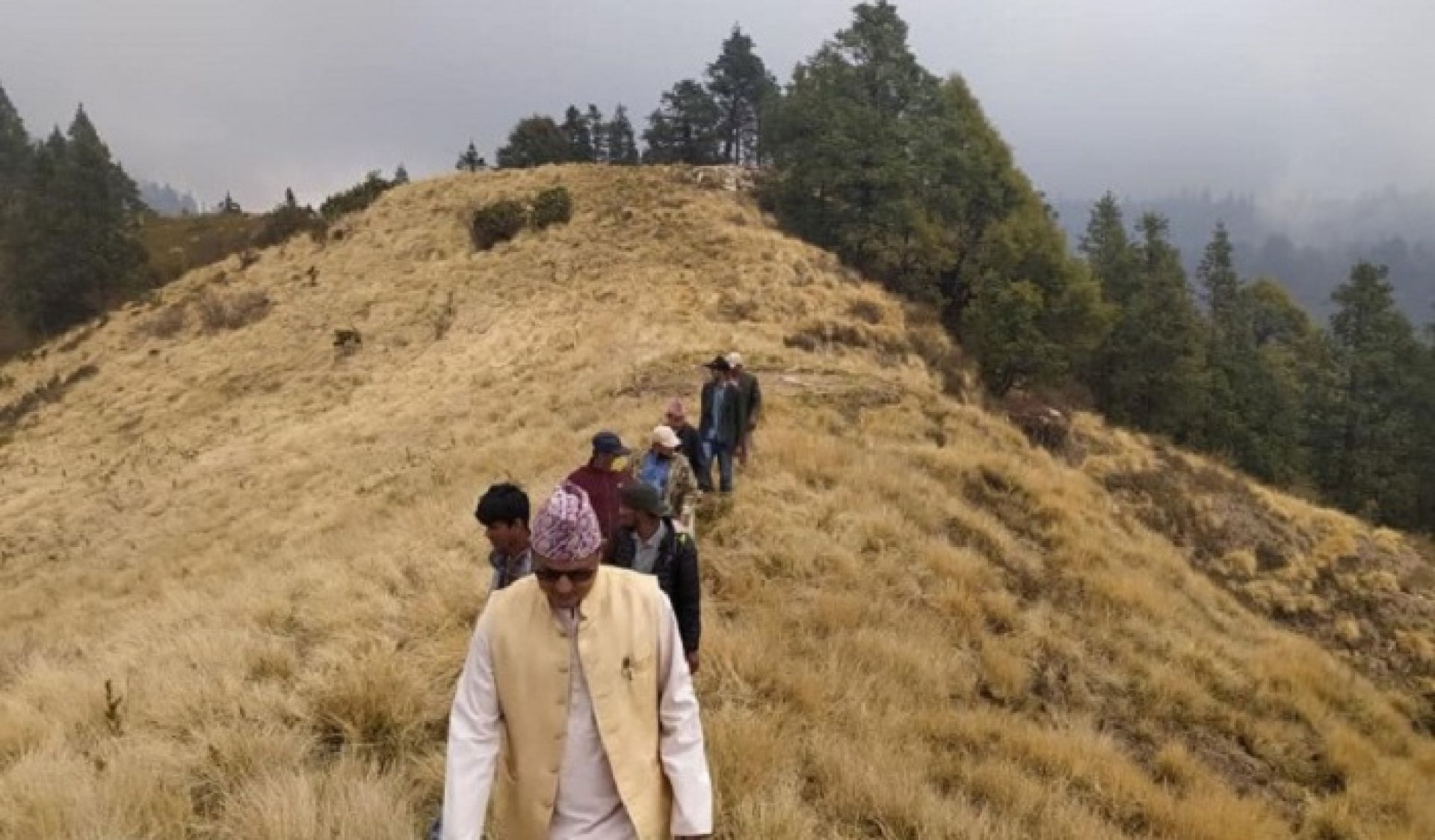 प्रचारप्रसारको अभावमा ओझेलमा परेकाे  पर्यटकीय क्षेत्र हम्पाल