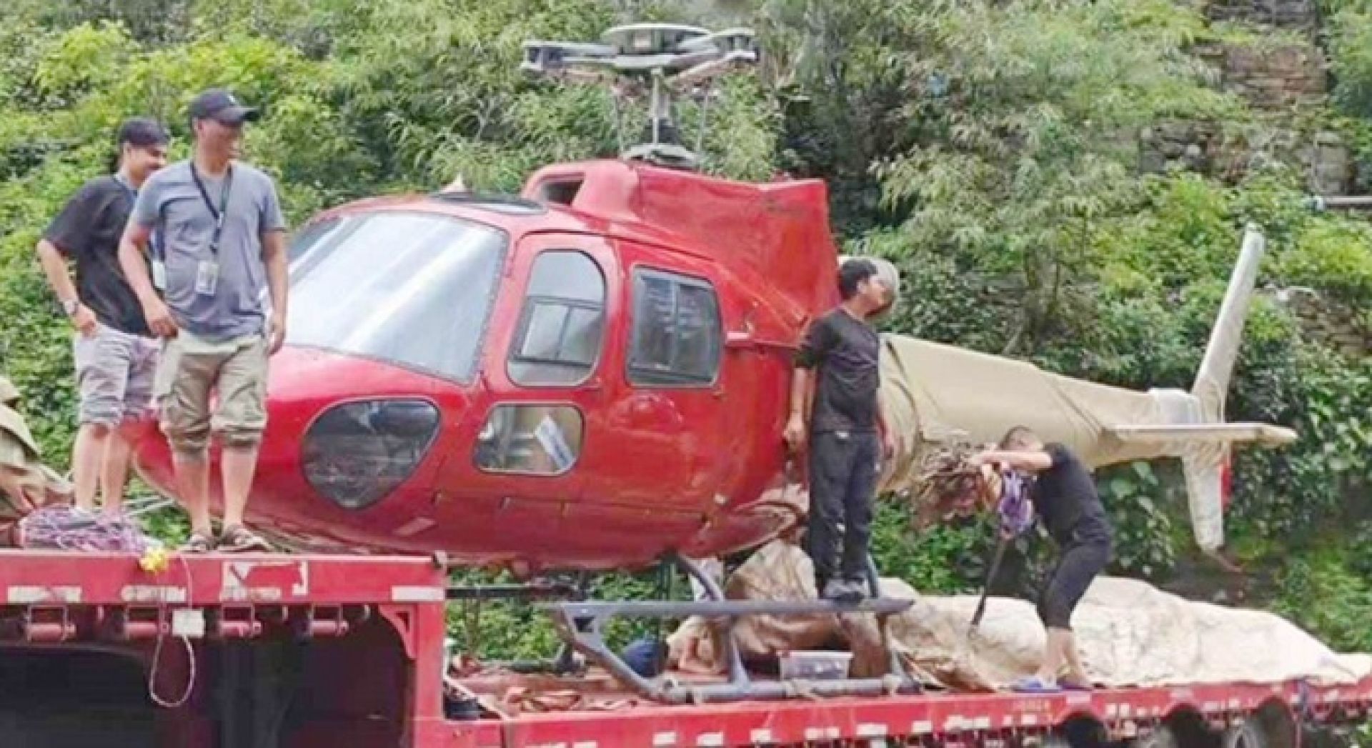 यसकारण सडक मार्गबाटै ल्याइयो हेलिकप्टर