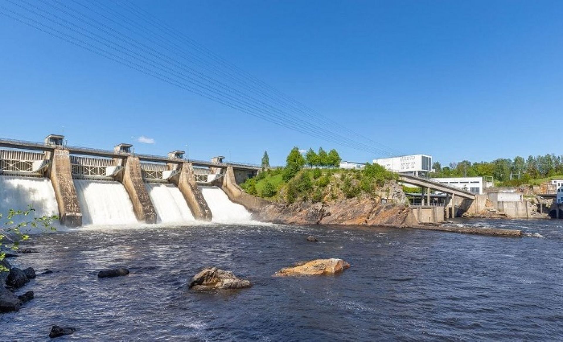 जलविद्युत क्षेत्रका तीन उद्योगका लागि करिब १८ अर्ब लगानी प्रस्ताव 