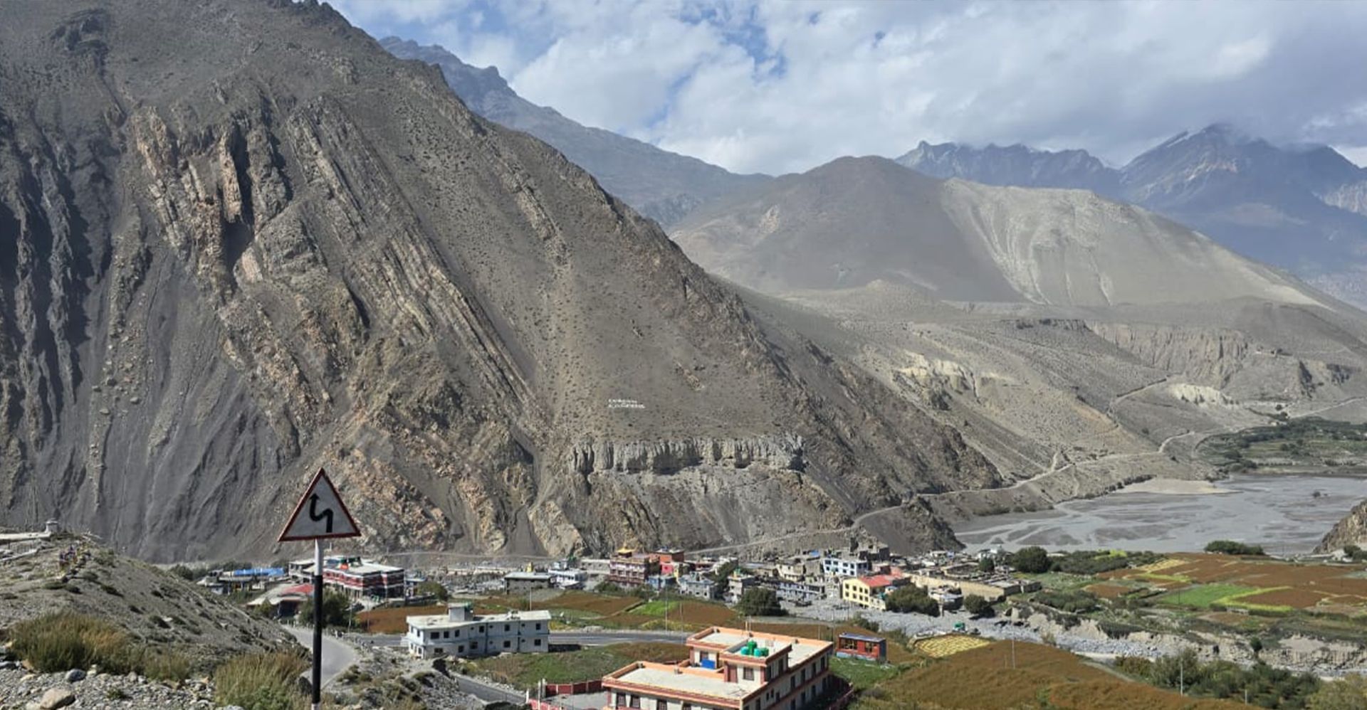 मुस्ताङमा उठाउन थालियो नदी उत्खनन कर