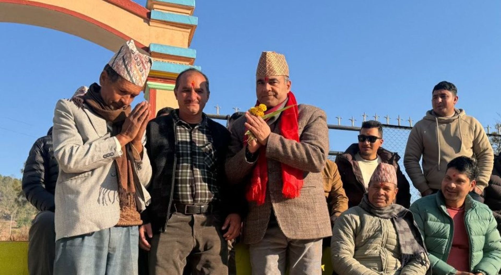 डडेल्धुरामा युवा तरंग: नैनसिंह महरको उम्मेदवारीले तातेको राजनीति