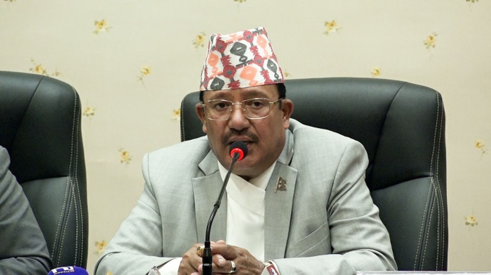 देशभर शान्तिपूर्ण मतदान सम्पन्न, प्रारम्भिक मतदर ६० प्रतिशत अनुमान