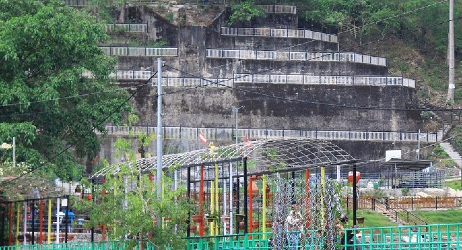 पर्यटकको रोजाइमा ‘ओशो पार्क’