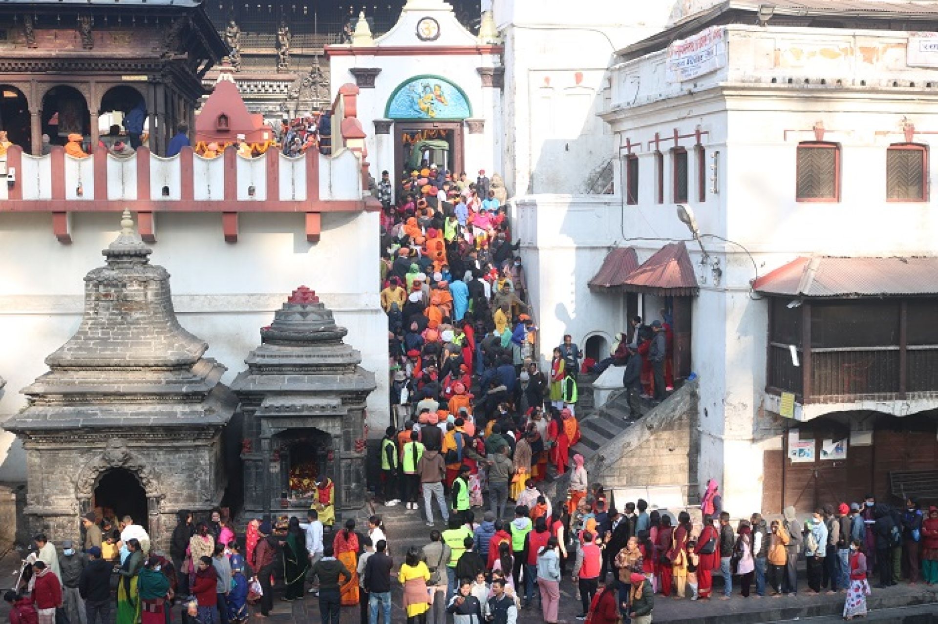 आज महाशिवरात्रि पर्वः पशुपतिनाथ सहित देशभरका शिवालयमा दर्शनार्थीको घुइँचो
