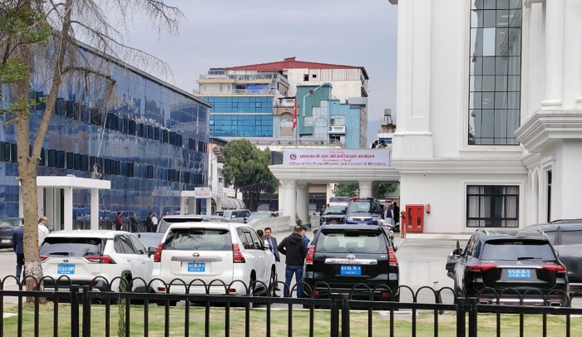 प्रधानमन्त्री बालेन्द्र शाहको सामूहिक कूटनीतिक संवादमा विभिन्न देशका राजदूतहरूको सहभागिता