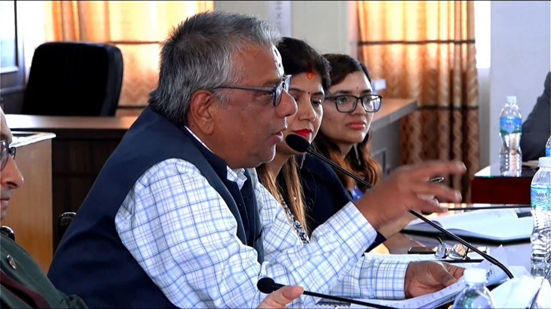 वैदेशिक सहायता राष्ट्रिय बजेट प्रणालीमार्फत परिचालन गर्न सार्वजनिक लेखा समितिको निर्देशन