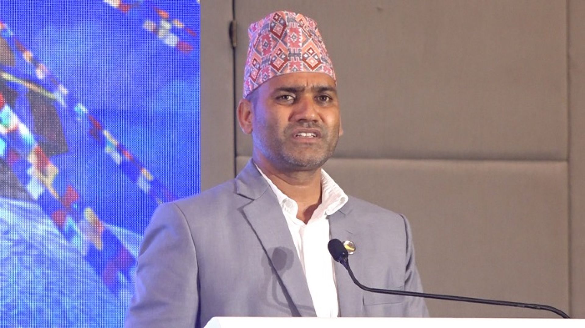 नीतिगत कमजोरीका कारण पर्यटनबाट सोचेजस्तो प्रतिफल पाउन सकिएन : मन्त्री पौडेल
