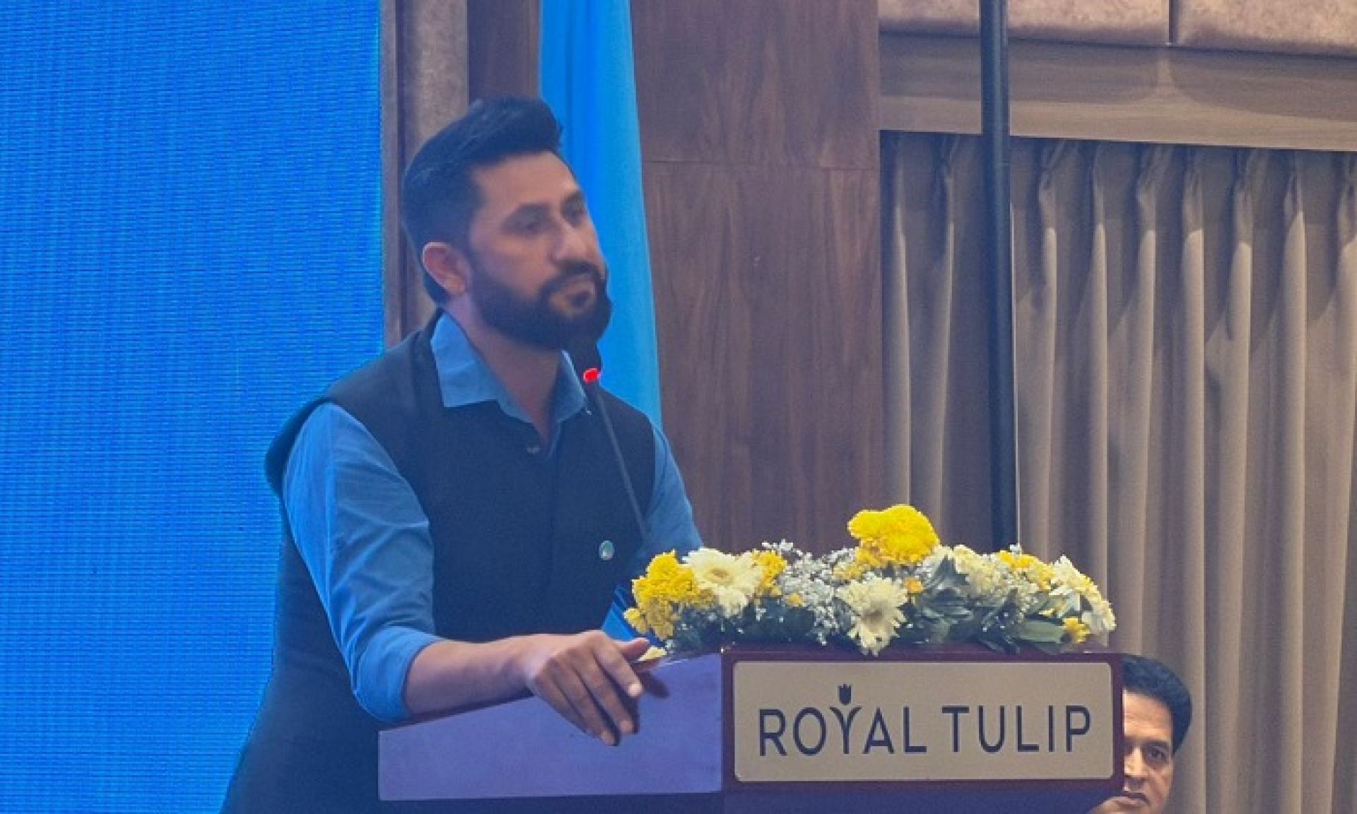 कुनै गुट बनाउनु पर्दैन, घण्टी मुनी सबै अटाउन सक्छौँ: रवि लामिछाने