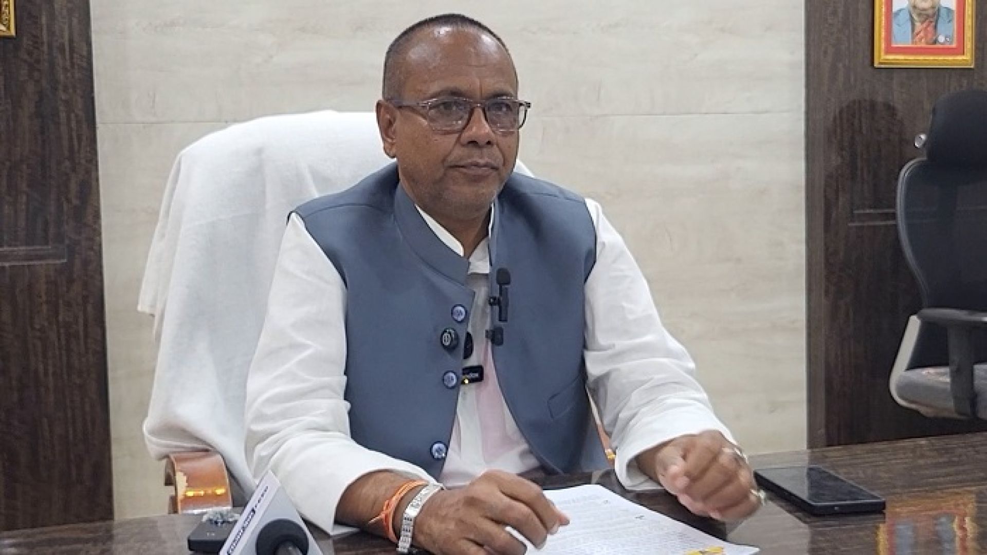 मुख्यमन्त्री यादवले सार्वजनिक गरे  १०० दिनमा गरेका ५१ वटा कामहरु